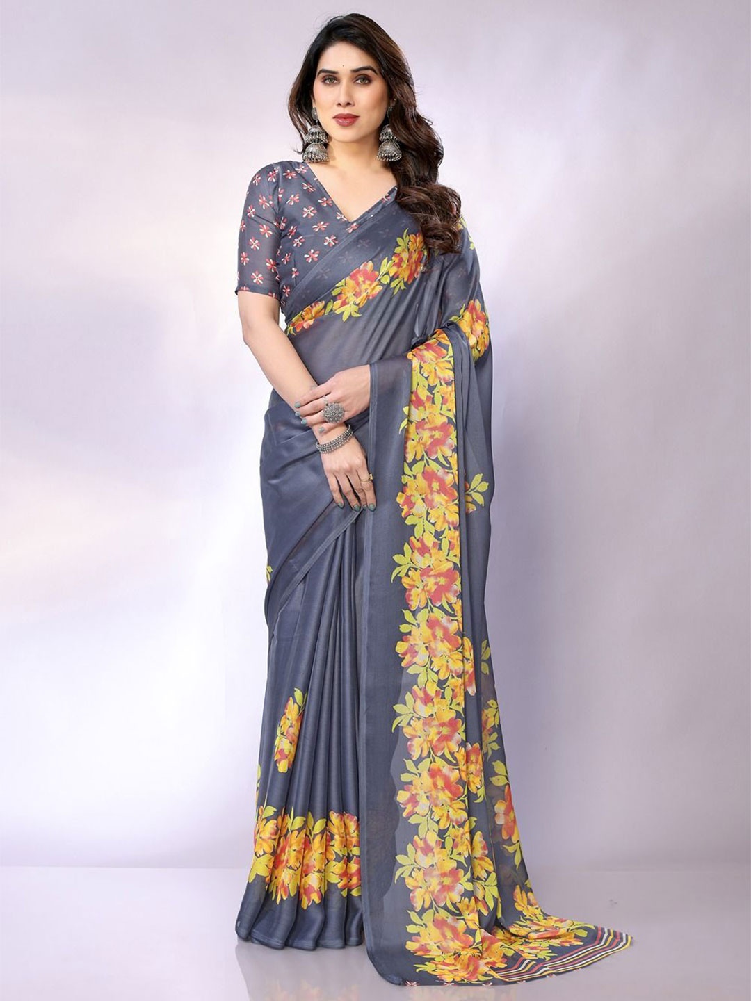 

FABMORA Floral Saree, Grey