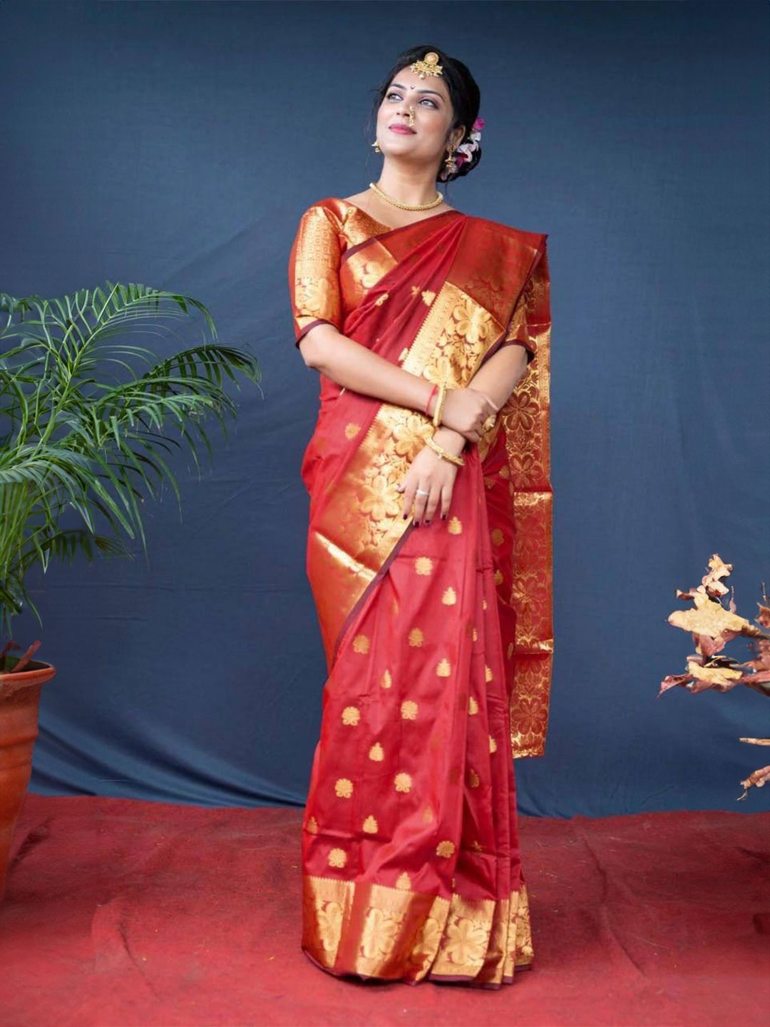 

Marziyaa Woven Design Zari Banarasi Saree, Red