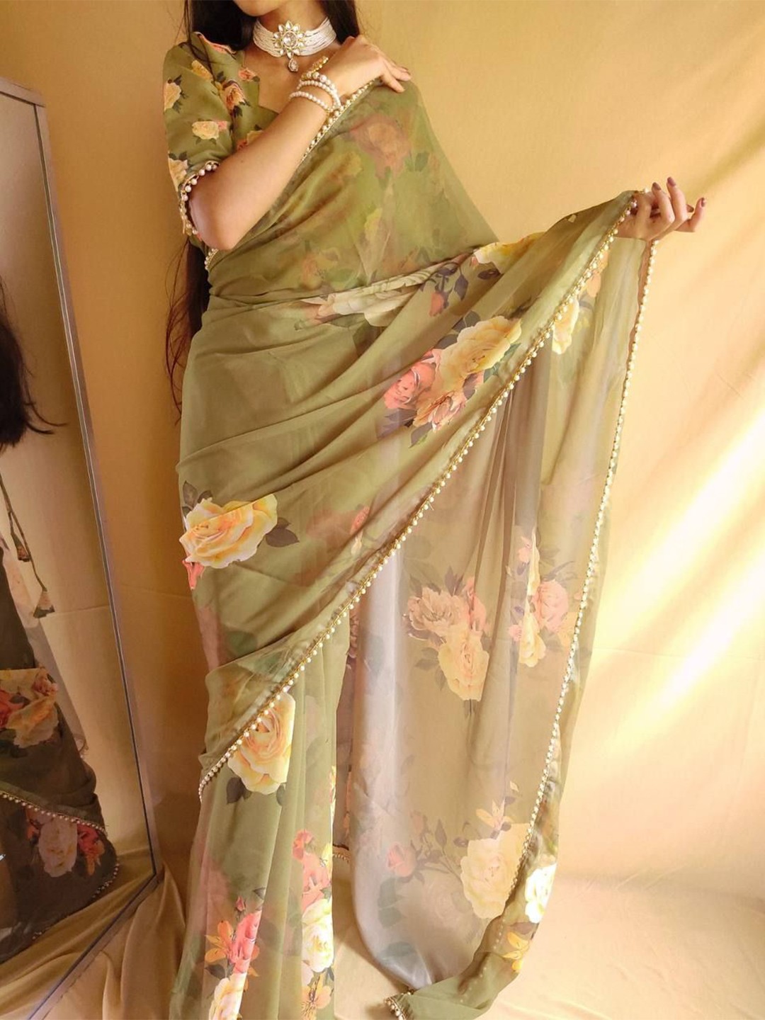

Marziyaa Woven Design Zari Banarasi Saree, Green