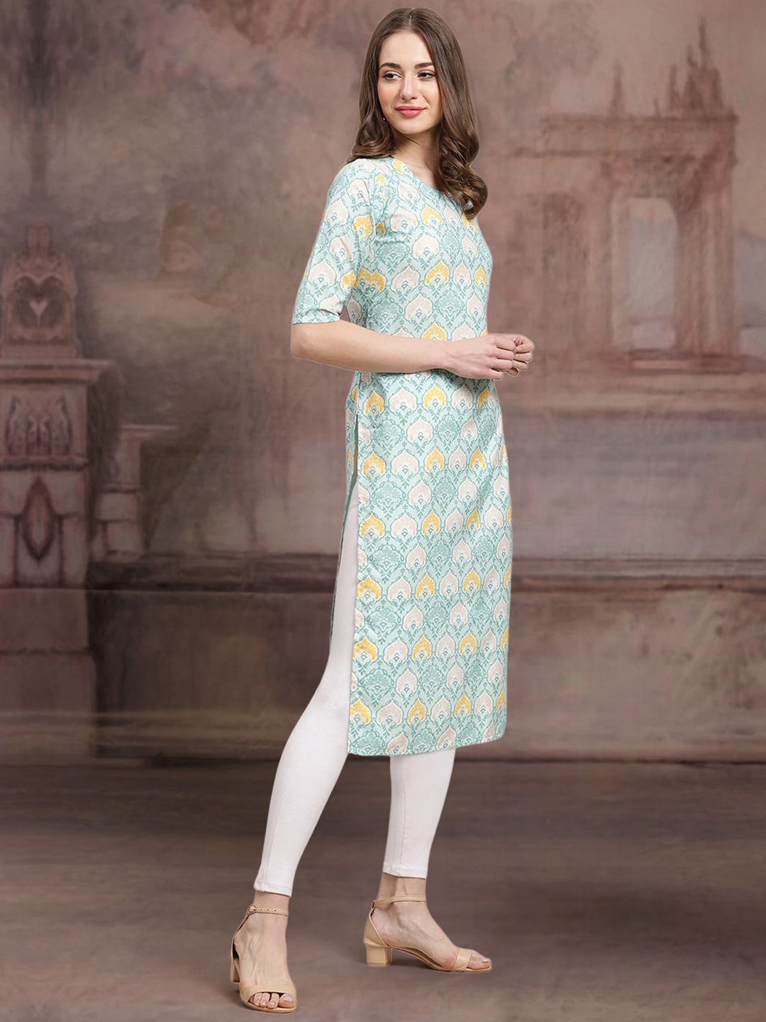 

7Threads Geometric Printed Crepe Straight Kurta, Blue
