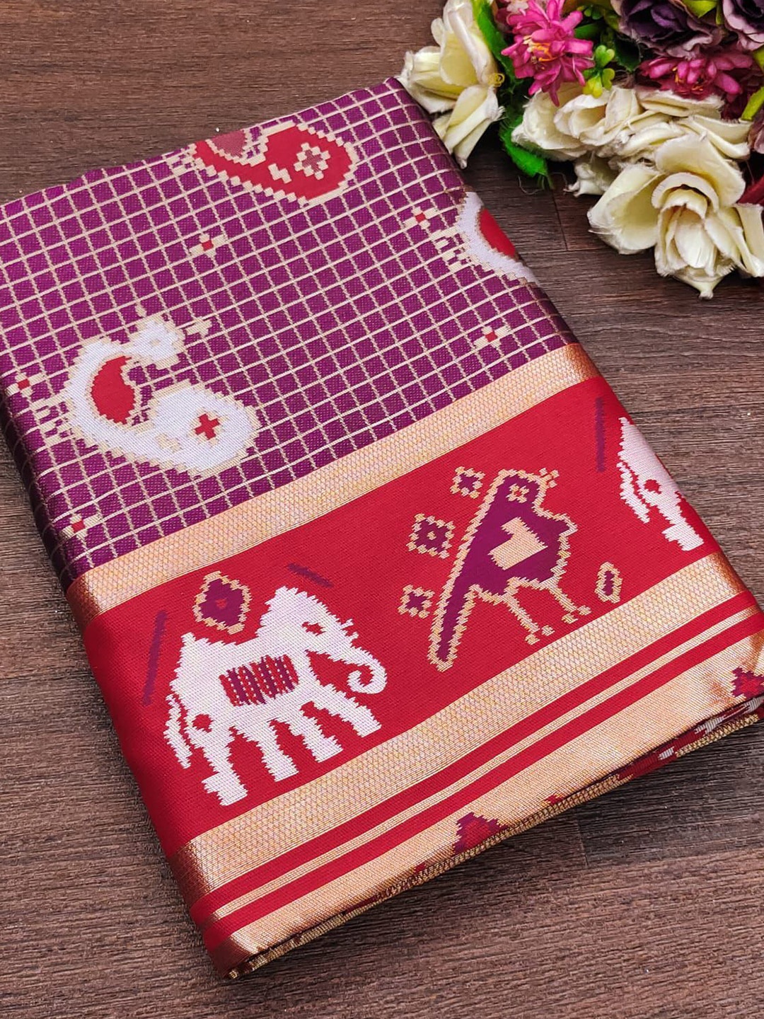 

Marziyaa Checked Zari Banarasi Saree, Purple