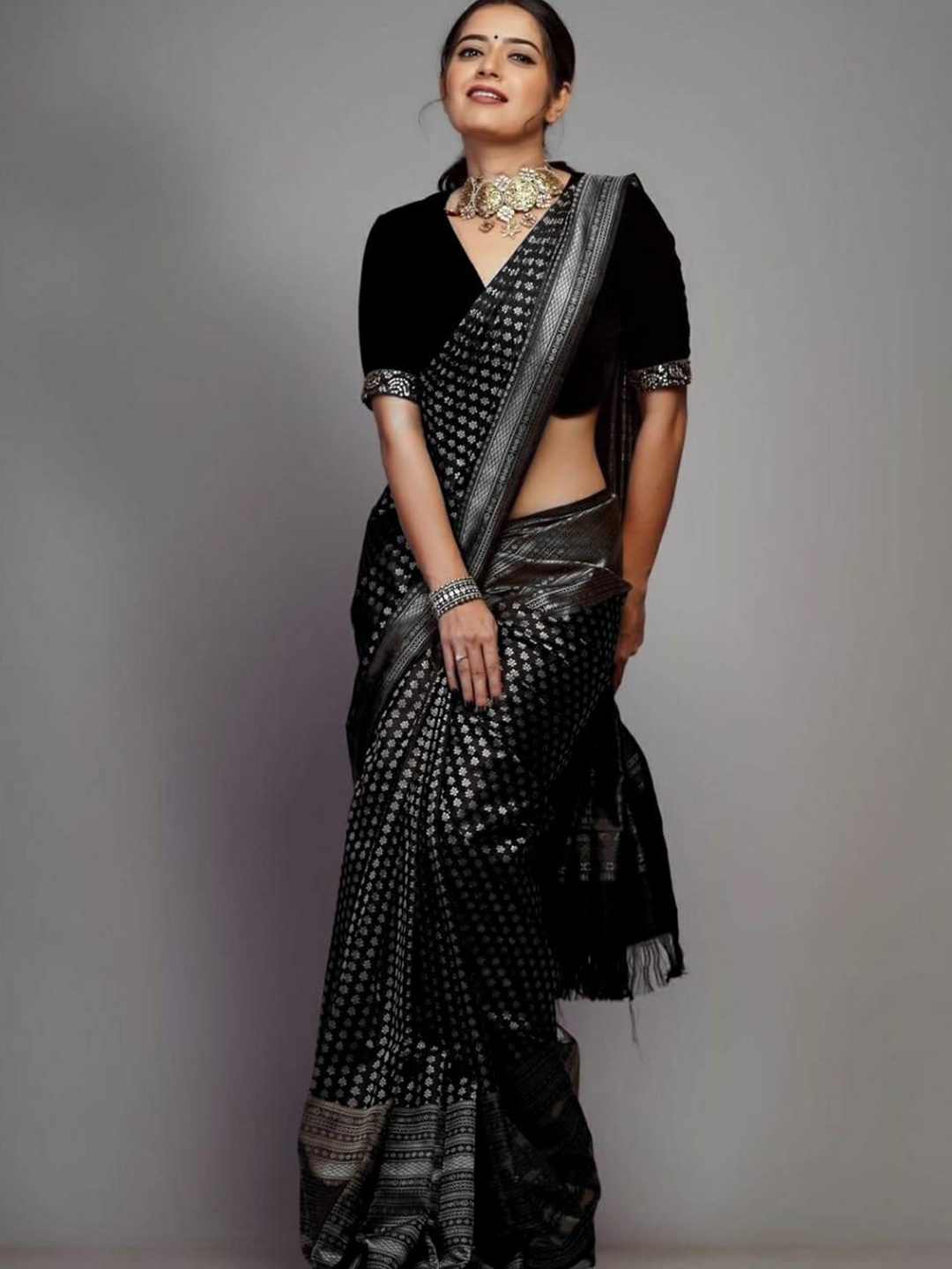 

Marziyaa Woven Design Zari Silk Cotton Designer Banarasi Saree, Black