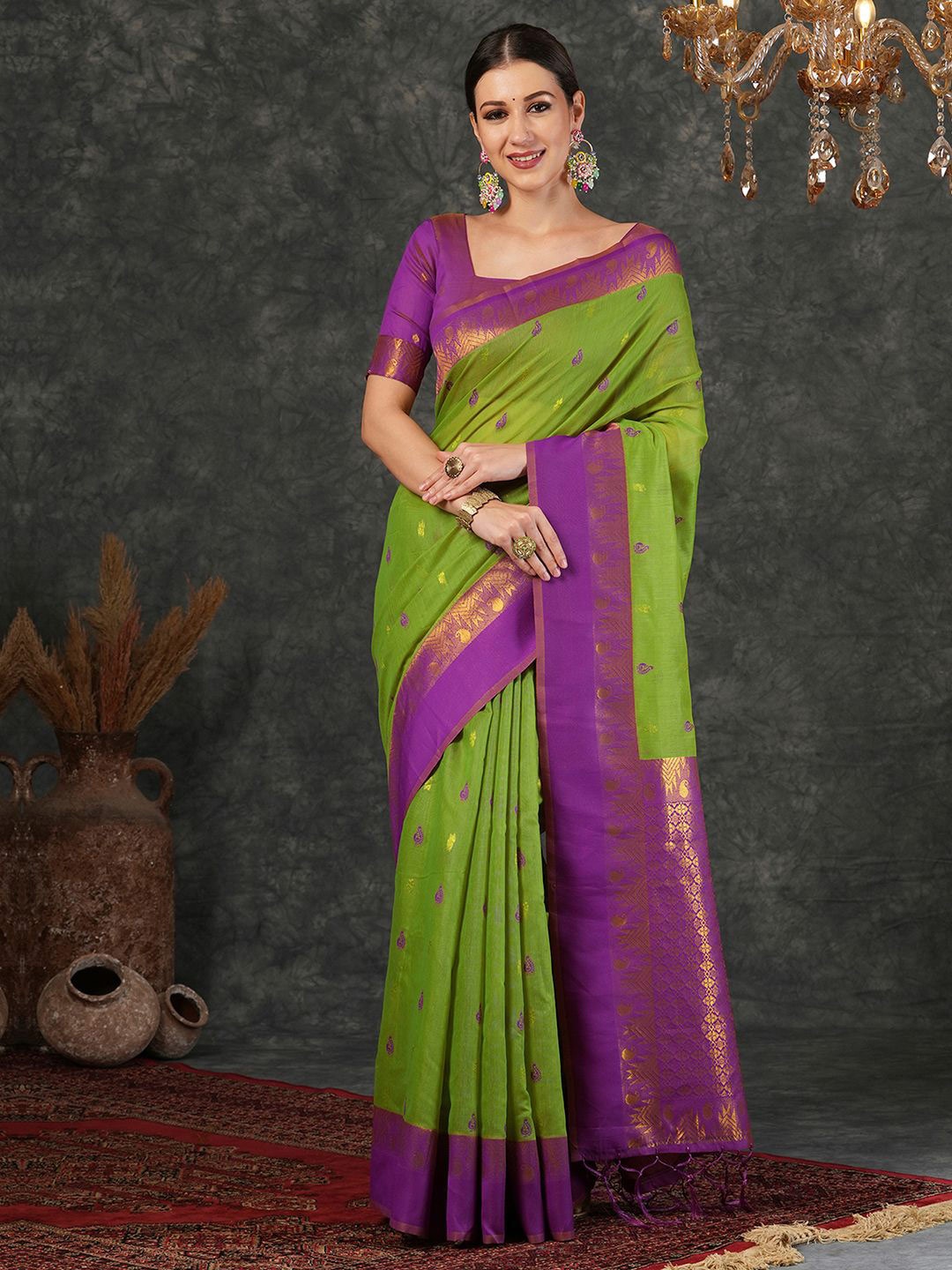 

SAMAH Ethnic Motifs Woven Design Zari Banarasi Saree, Green