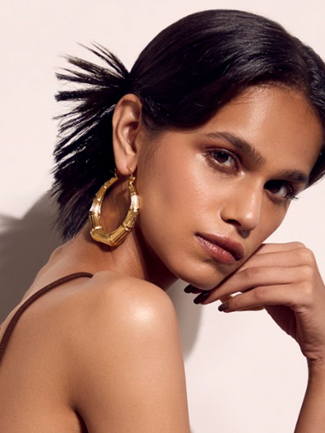 

Ethnic Andaz Gold-Toned Contemporary Hoop Earrings