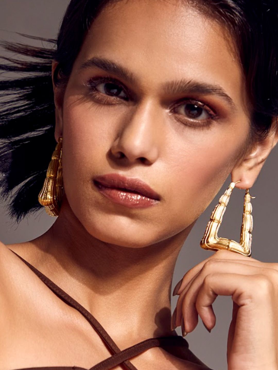 

Ethnic Andaz Gold-Plated Classic Shaped Hoop Earrings