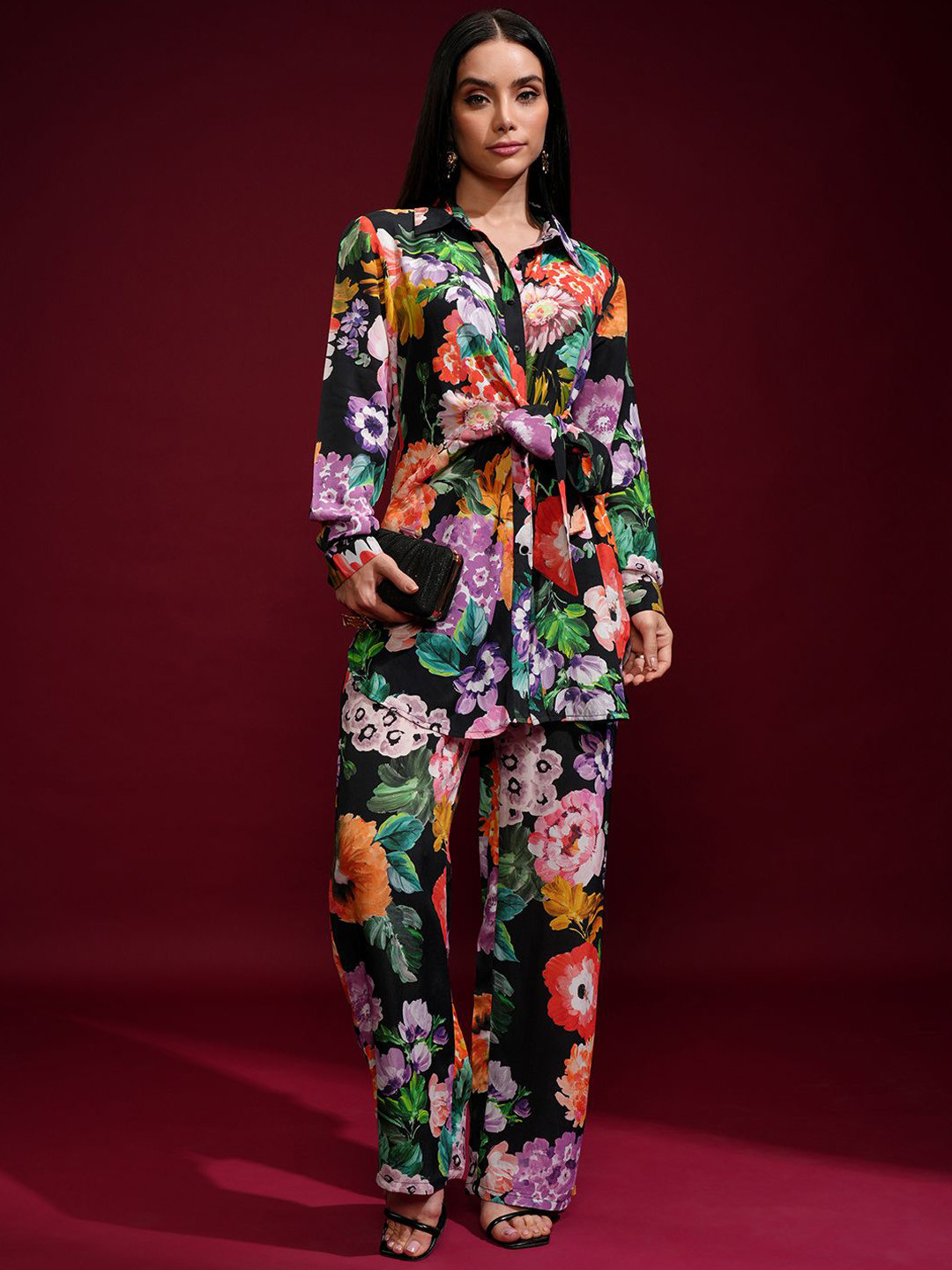 

Vishudh Floral Printed Shirt Collar Shirt With Trousers, Black