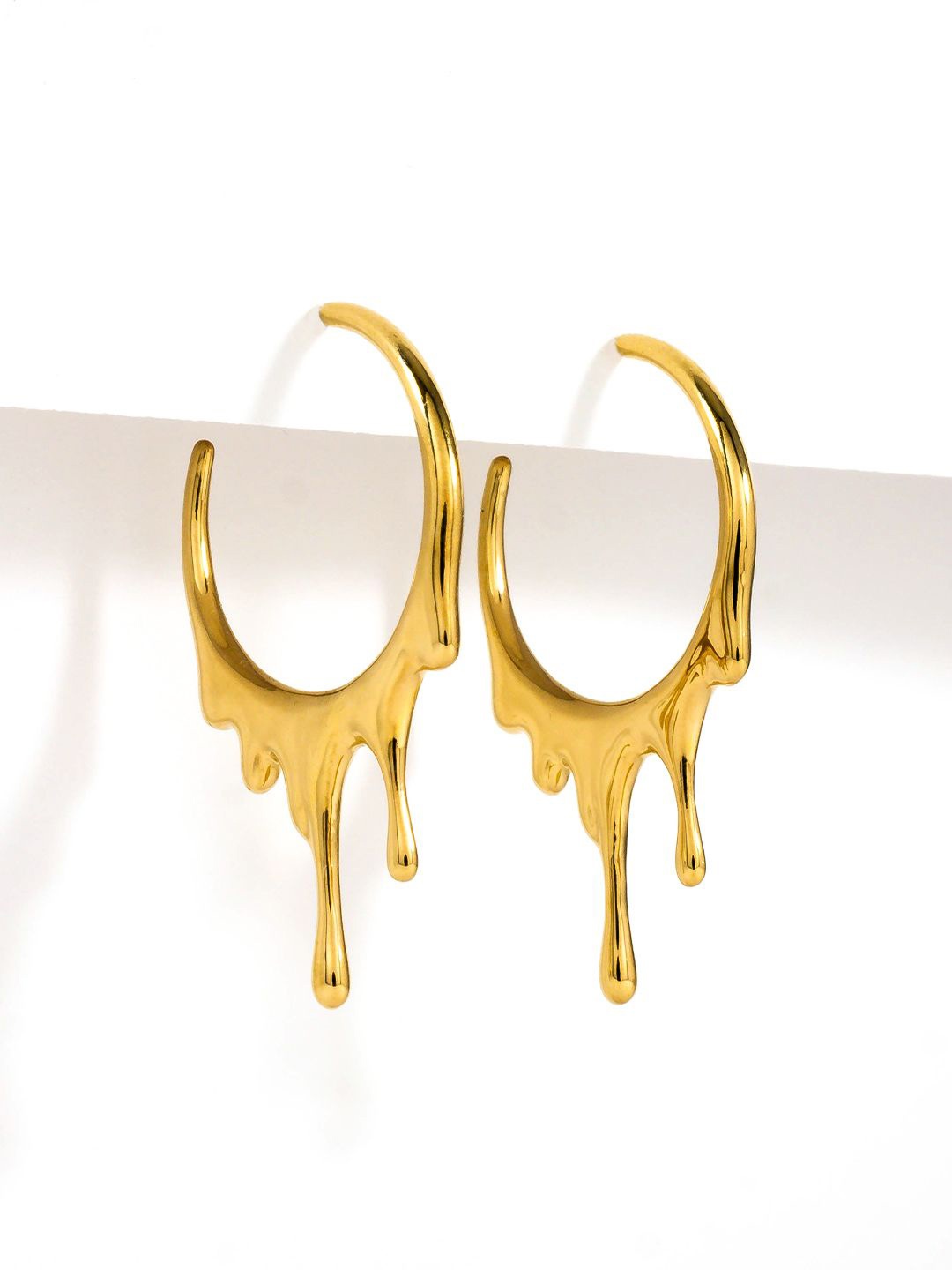 

PRIVIU Gold-Plated Circular Half Hoop Earrings