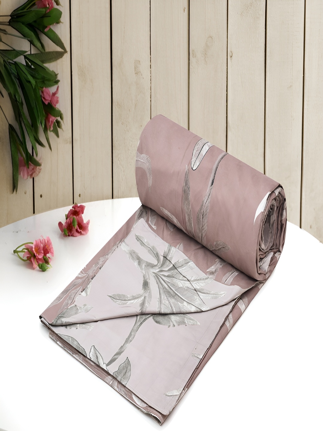 

Myntra Elegant Homes Pink & Brown Printed Single Duvet Cover With Zipper