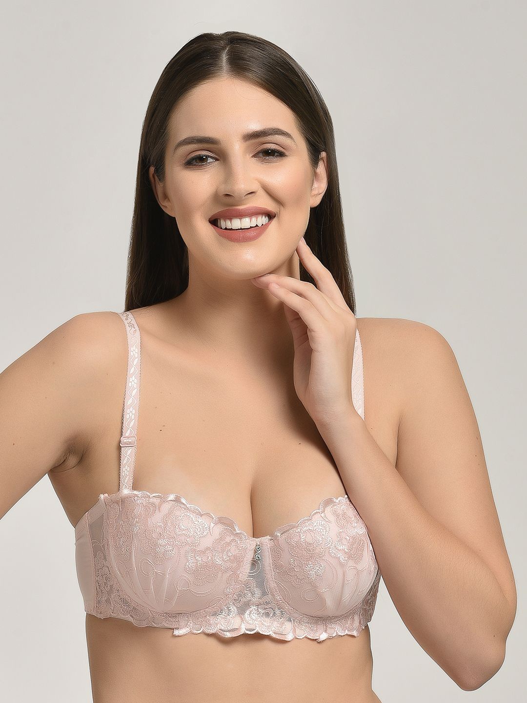 

MAKCLAN Floral Medium Coverage Underwired Lightly Padded Plunge Plunge Bra, Pink