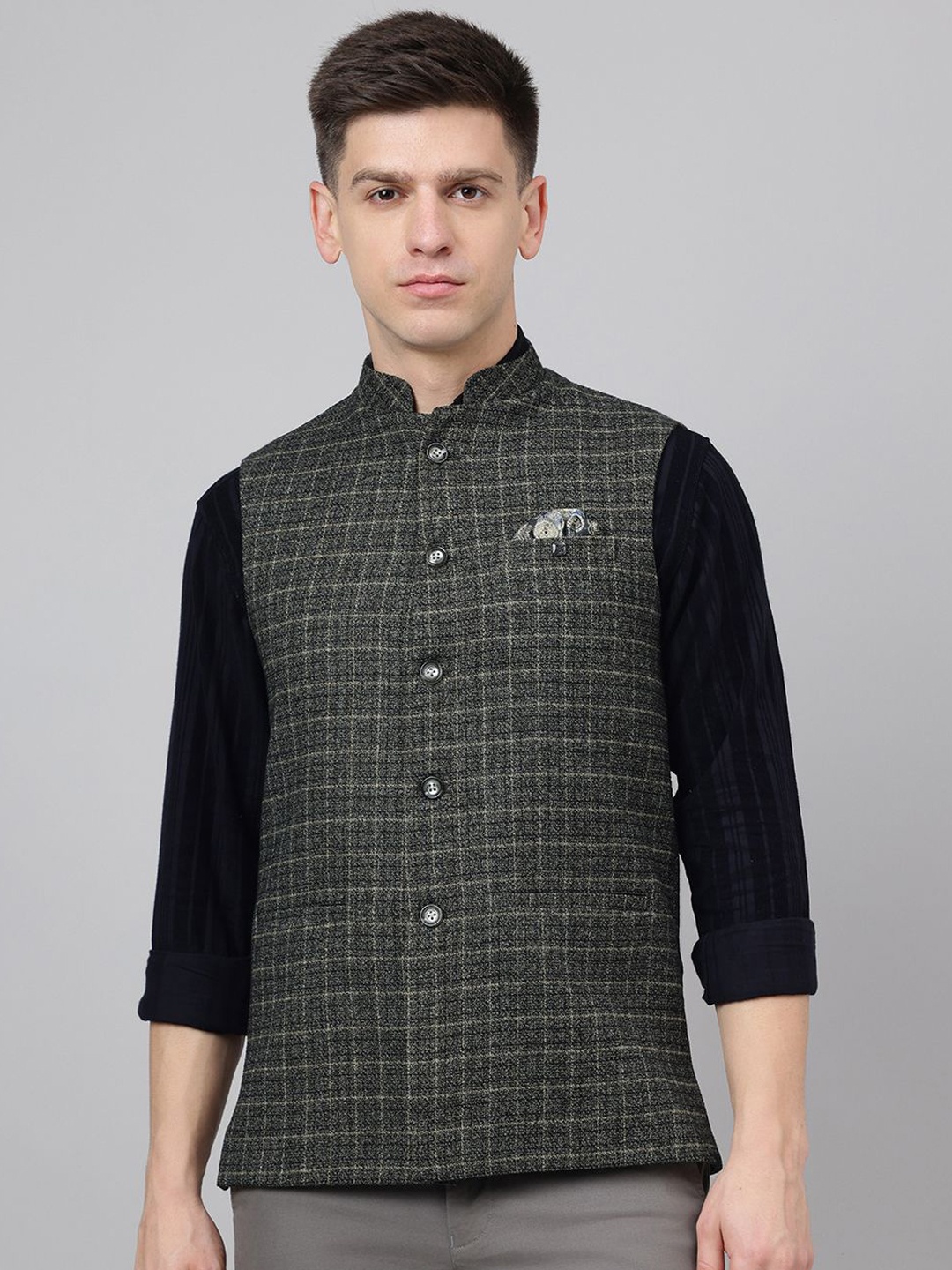 

Richlook Men Checked Woven Nehru Jacket, Olive