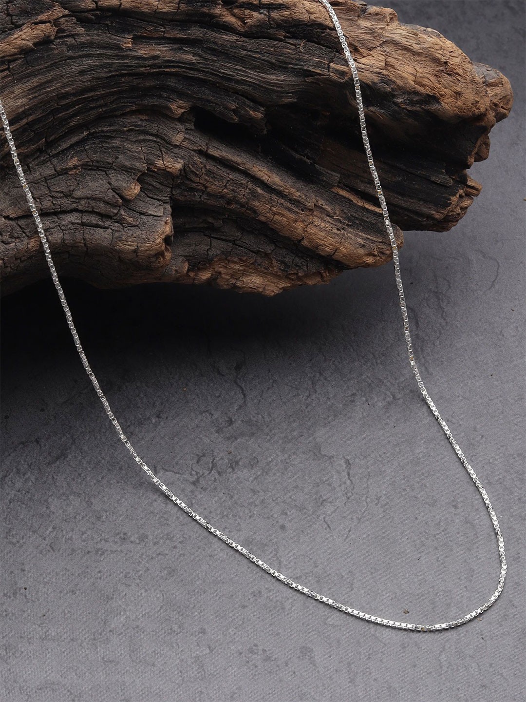 

AKSHAT SAPPHIRE 92.5 Sterling Silver Chain