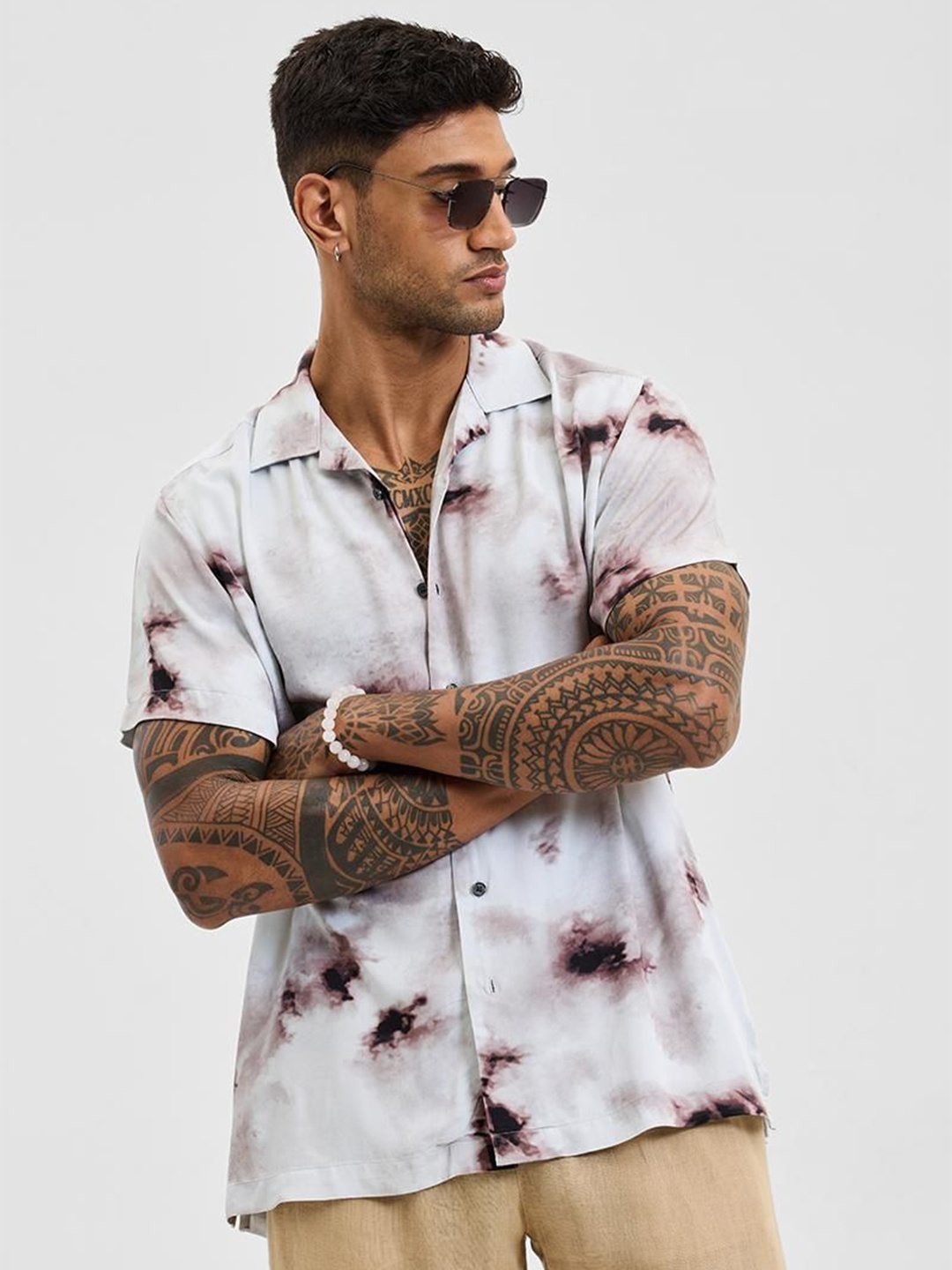 

Snitch Men Relaxed Boxy Fit Cuban Collar Abstract Printed Casual Shirt, Off white