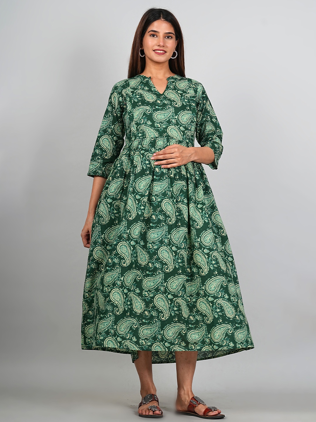 

Kaheksa Women FloralPrinted Maternity Gathered Fit and Flare Cotton Dress, Green