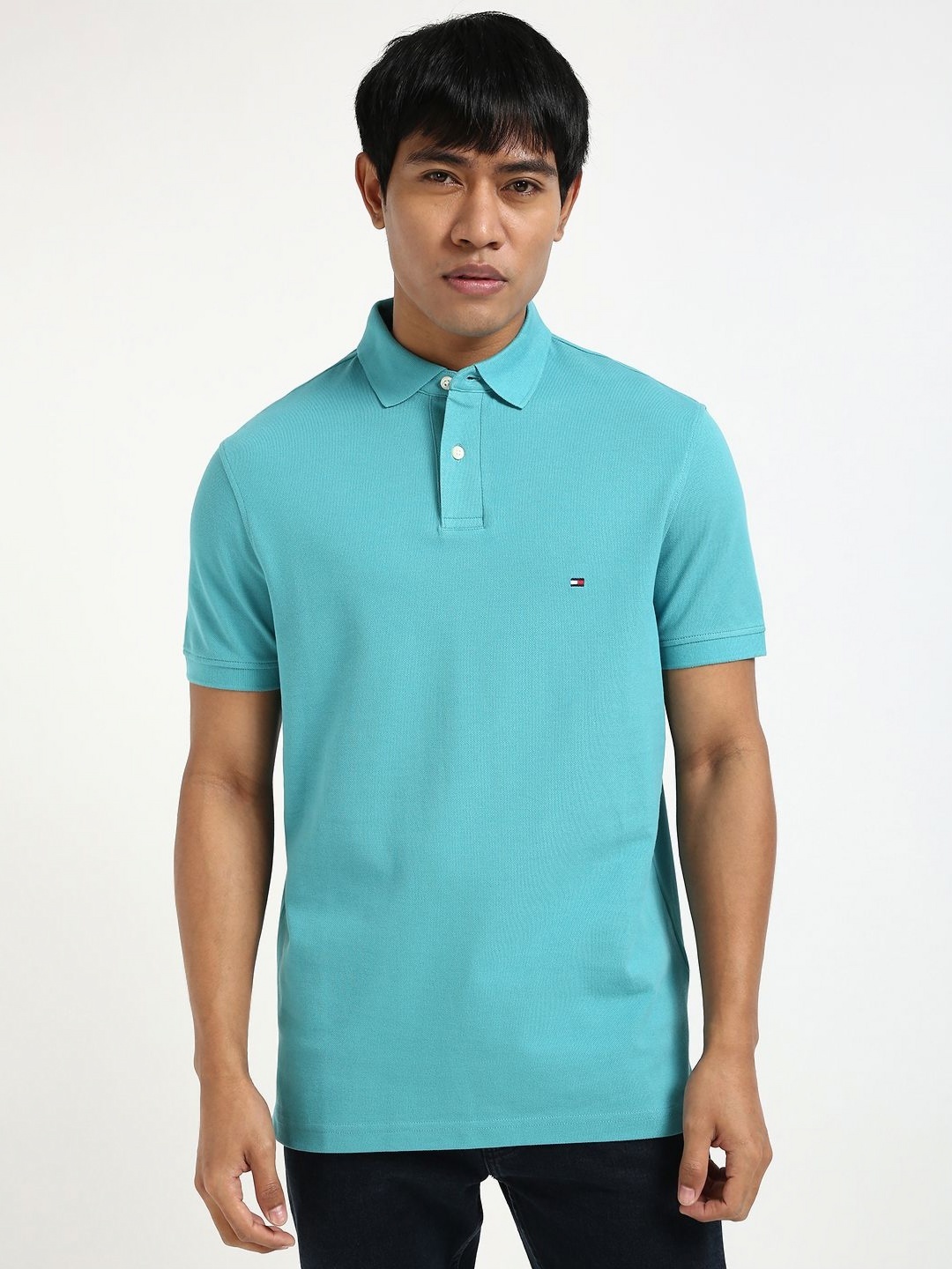 

Tommy Hilfiger Men Solid Polo Collar Cotton T-shirt, Green