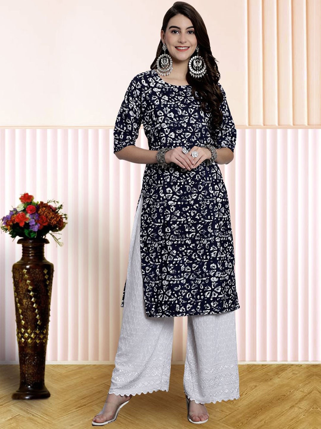 

7Threads Abstract Printed Round Neck Straight Kurta, Navy blue