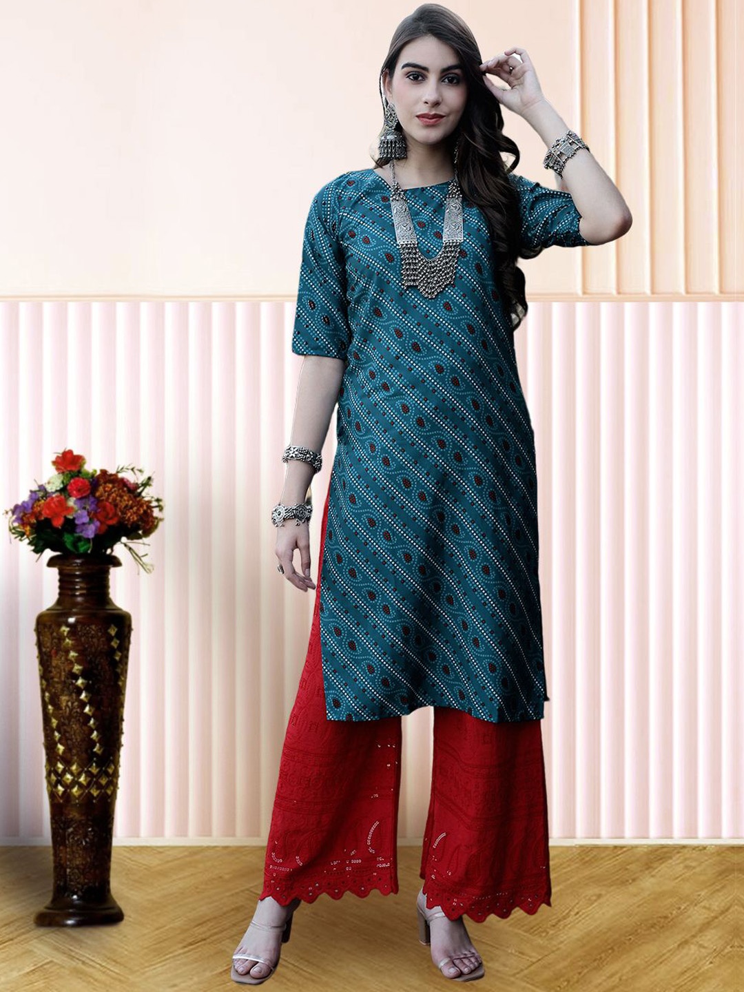 

7Threads Ethnic Motifs Printed Round Neck Straight Kurta, Blue