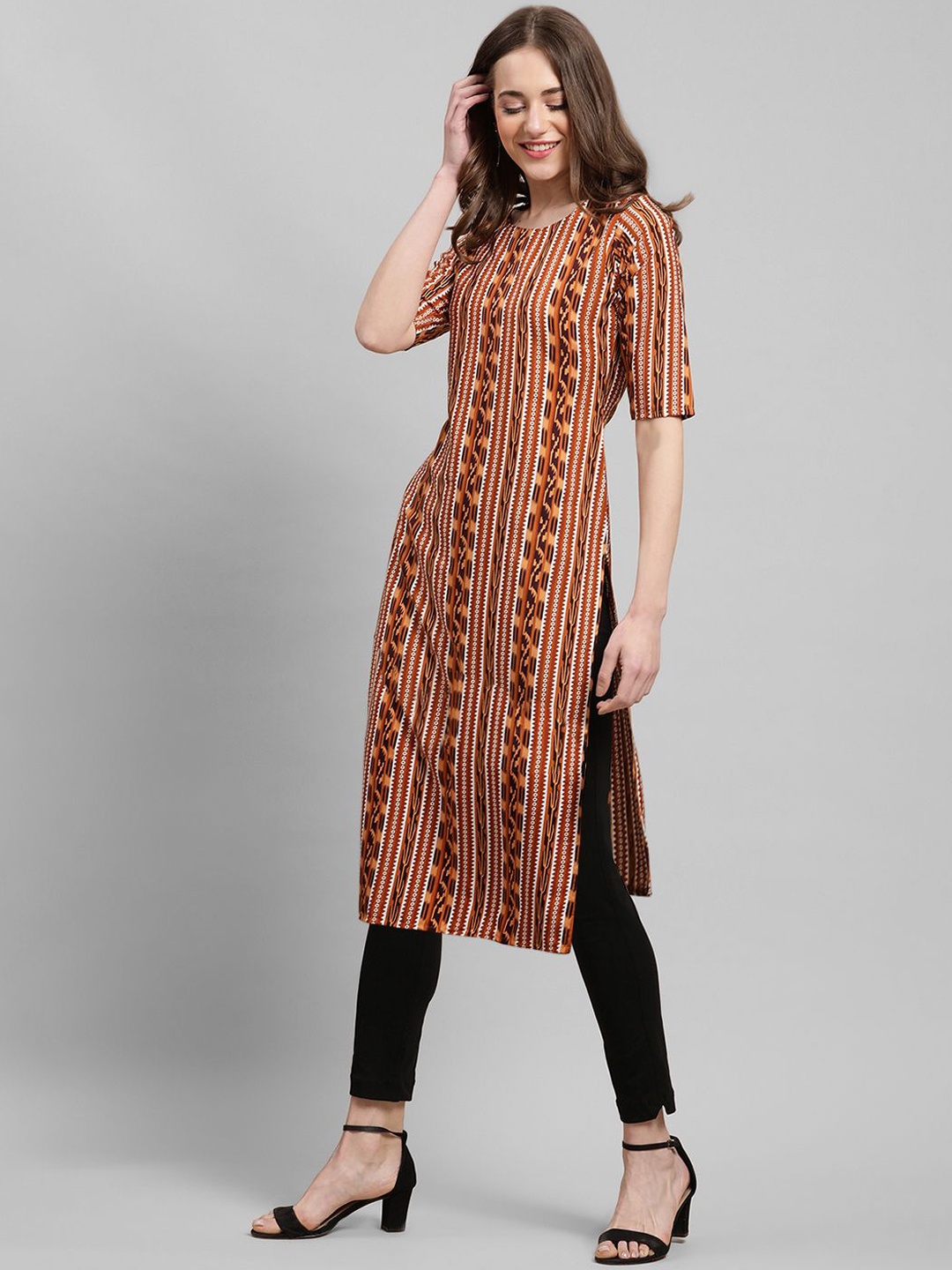 

7Threads Ethnic Motifs Printed Round Neck Straight Kurta, Brown