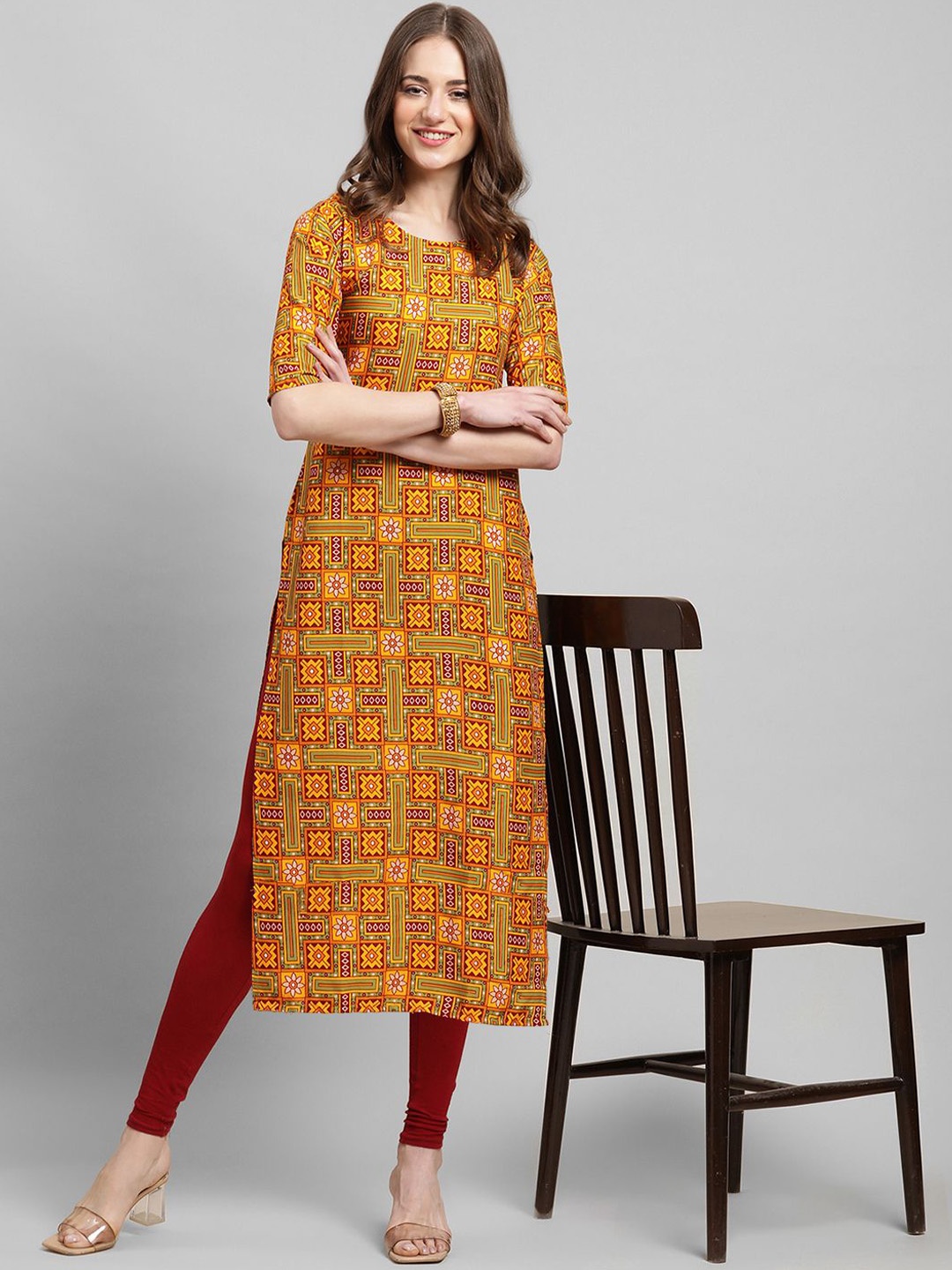 

7Threads Geometric Printed Round Neck Straight Kurta, Mustard
