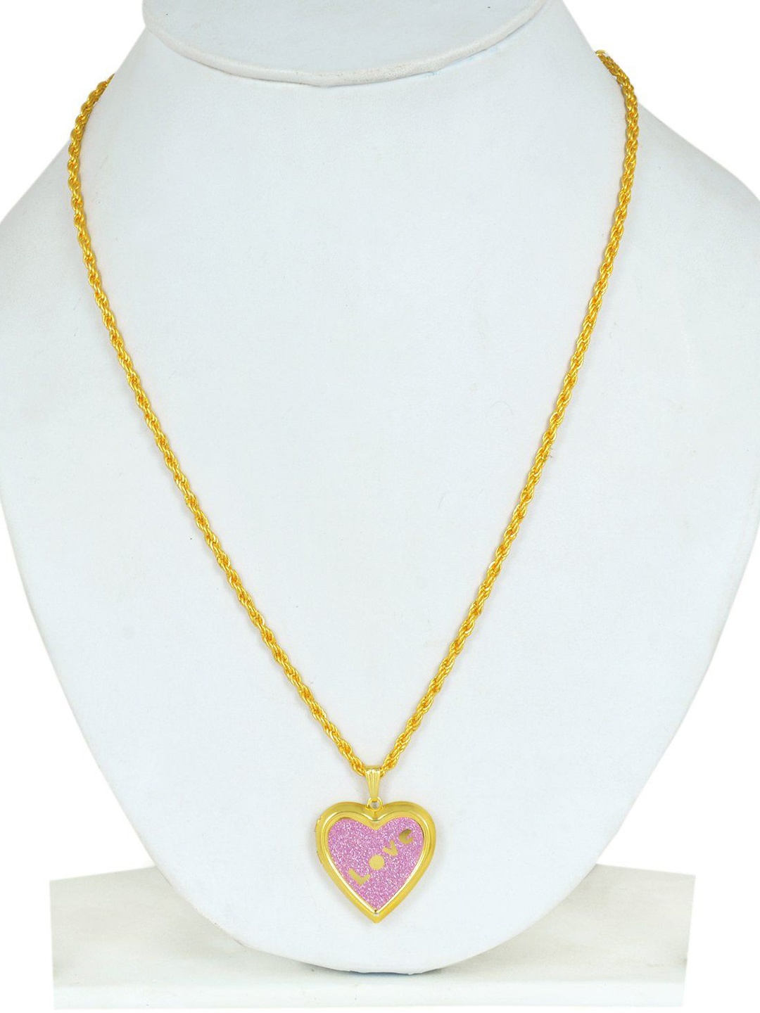 

MEMOIR Gold-Plated Pendant With Chain