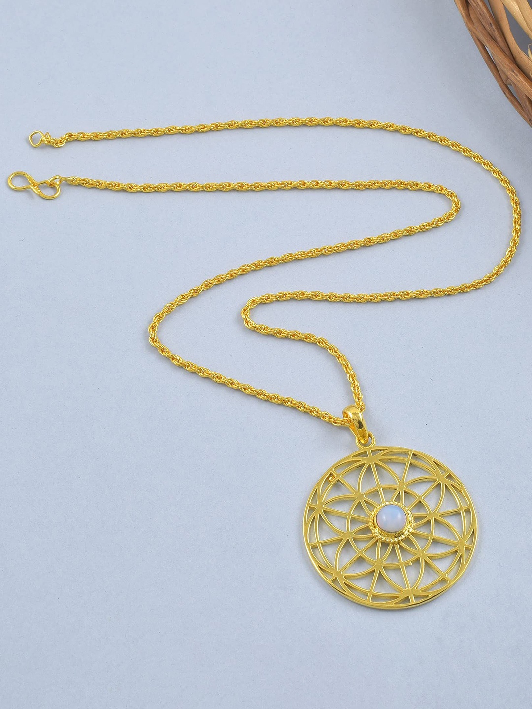 

MEMOIR Gold-Plated Stone Studded Pendants With Chain