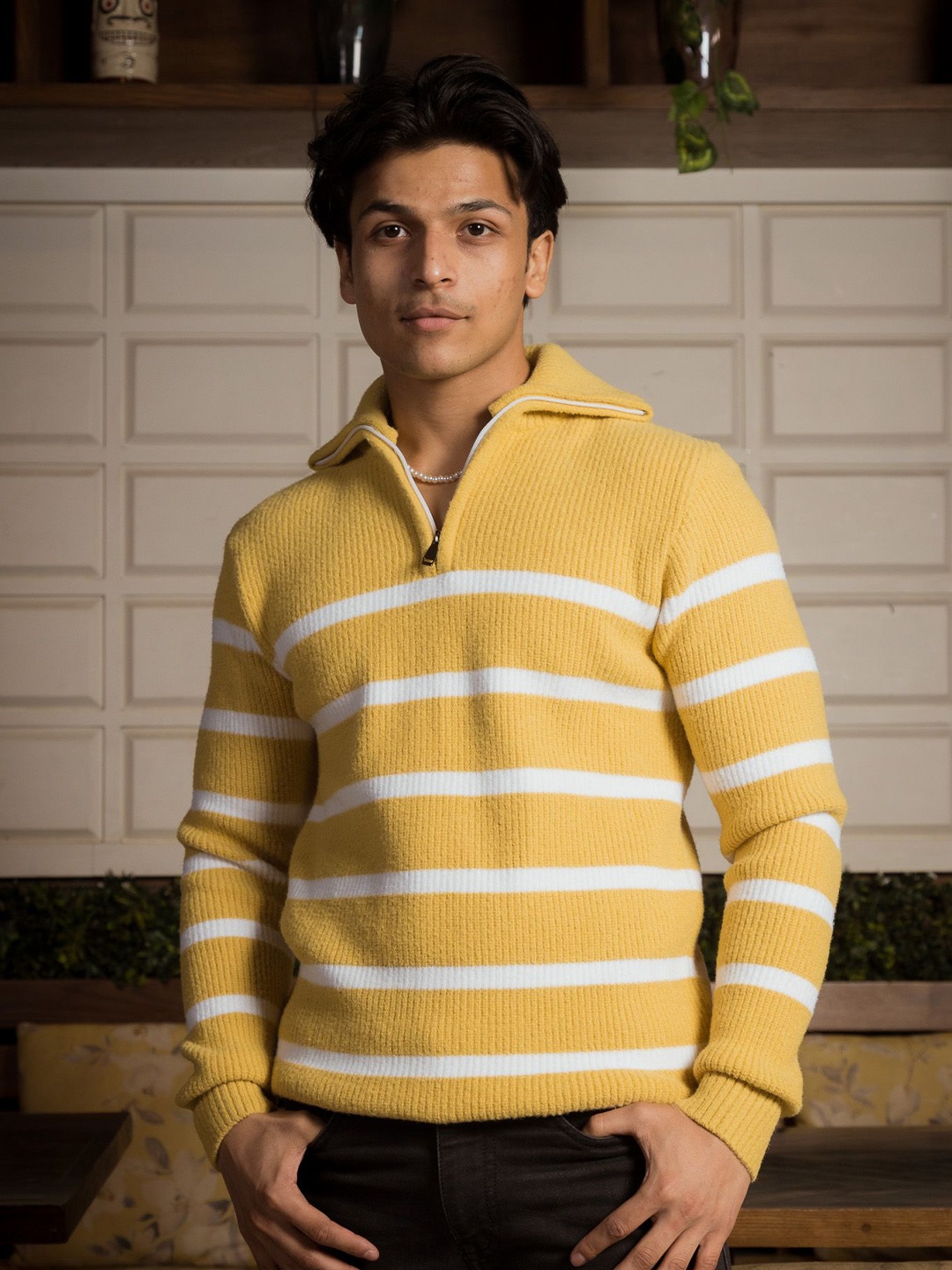 

JAVINISHKA Men Striped Ribbed Woollen Pullover, Yellow