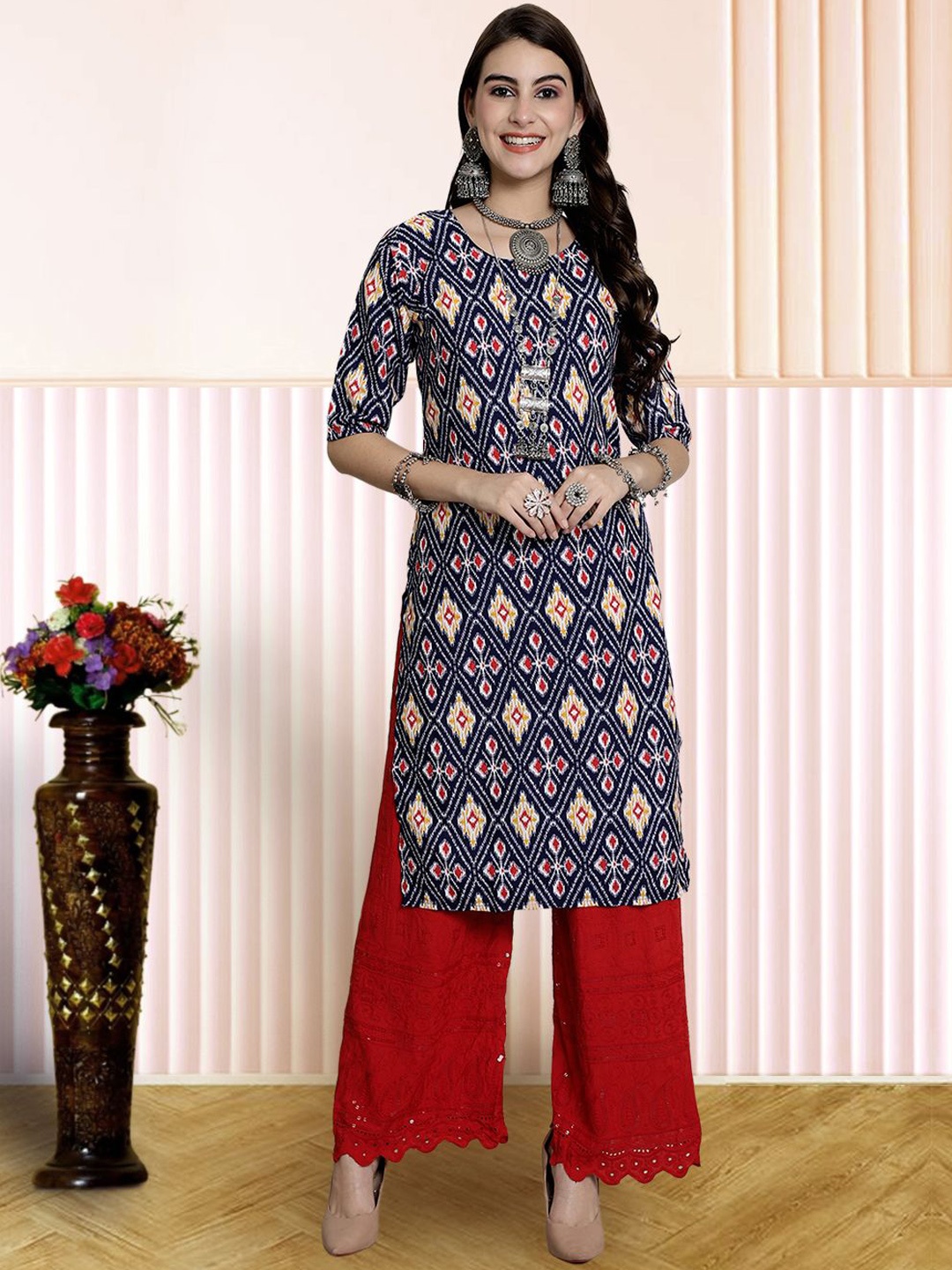 

7Threads Ethnic Motifs Printed Round Neck Straight Kurta, Blue