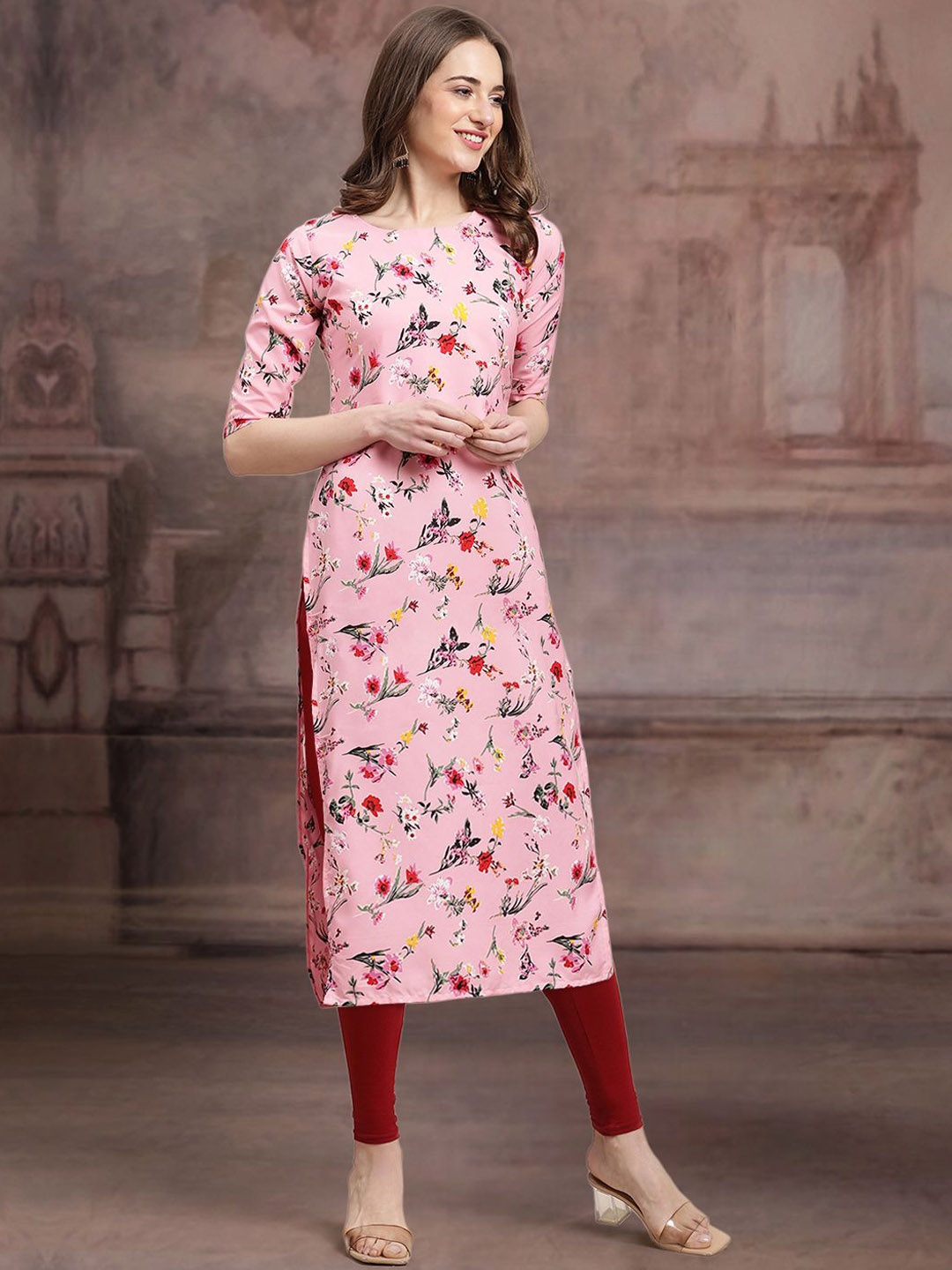 

7Threads Floral Printed Round Neck Straight Kurta, Pink