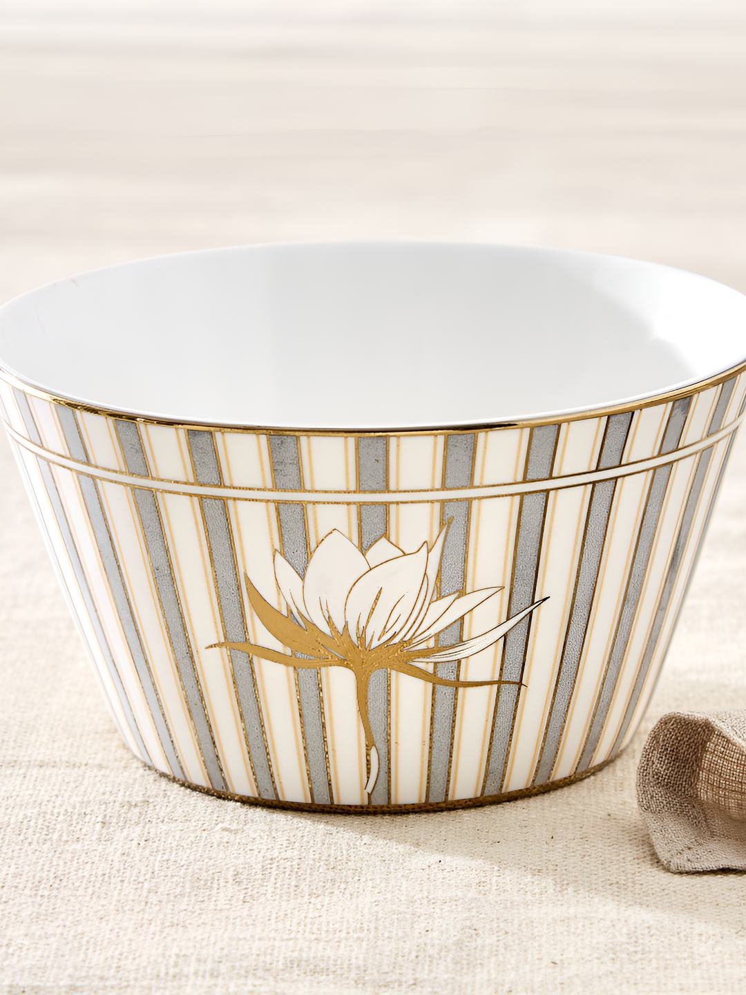 

Home Centre Midas Emily White & Grey Floral Printed Serving Bowl 470ml