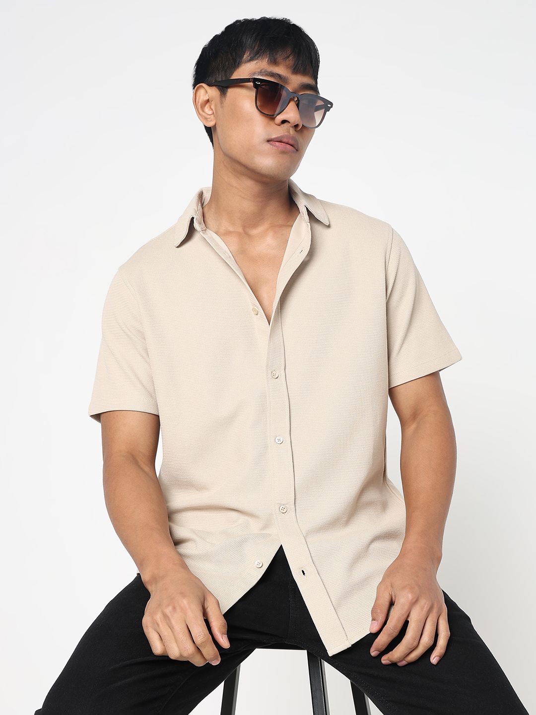 

R&B Men Spread Collar Solid Casual Shirt, Beige