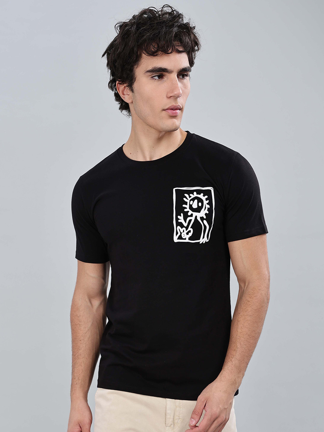 

TOMHIDDLE Men Graphic Printed Round Neck Cotton T-shirt, Black