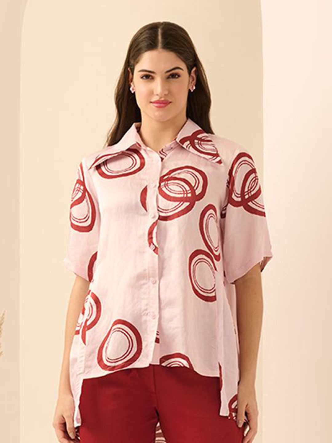 

First Resort by Ramola Bachchan Women Comfort Fit Geometric Printed Casual Shirt, Pink