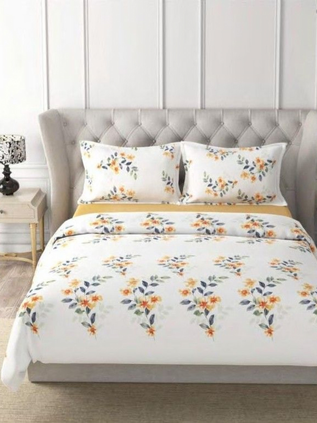 

HOME PLUS STUDIOS Raymond Rich Dream Gold-Toned Cotton 160TC King Bedsheet Set-2.74mx2.74m
