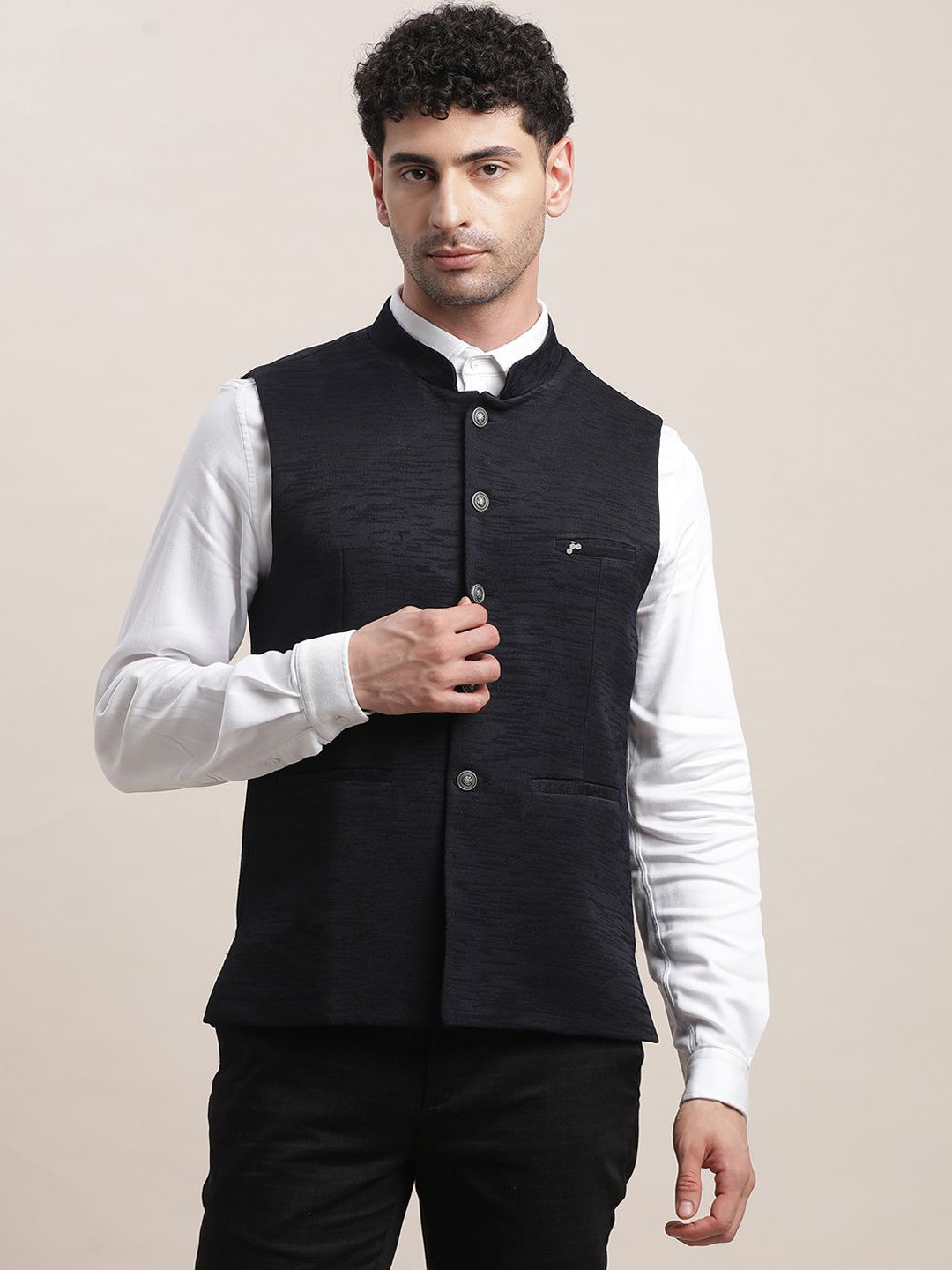 

Turtle Men Woven Design Slim-Fit Nehru Jacket, Navy blue