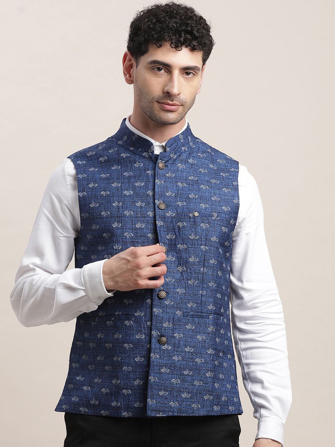 

Turtle Men Printed Slim-Fit Woven Nehru Jacket, Blue