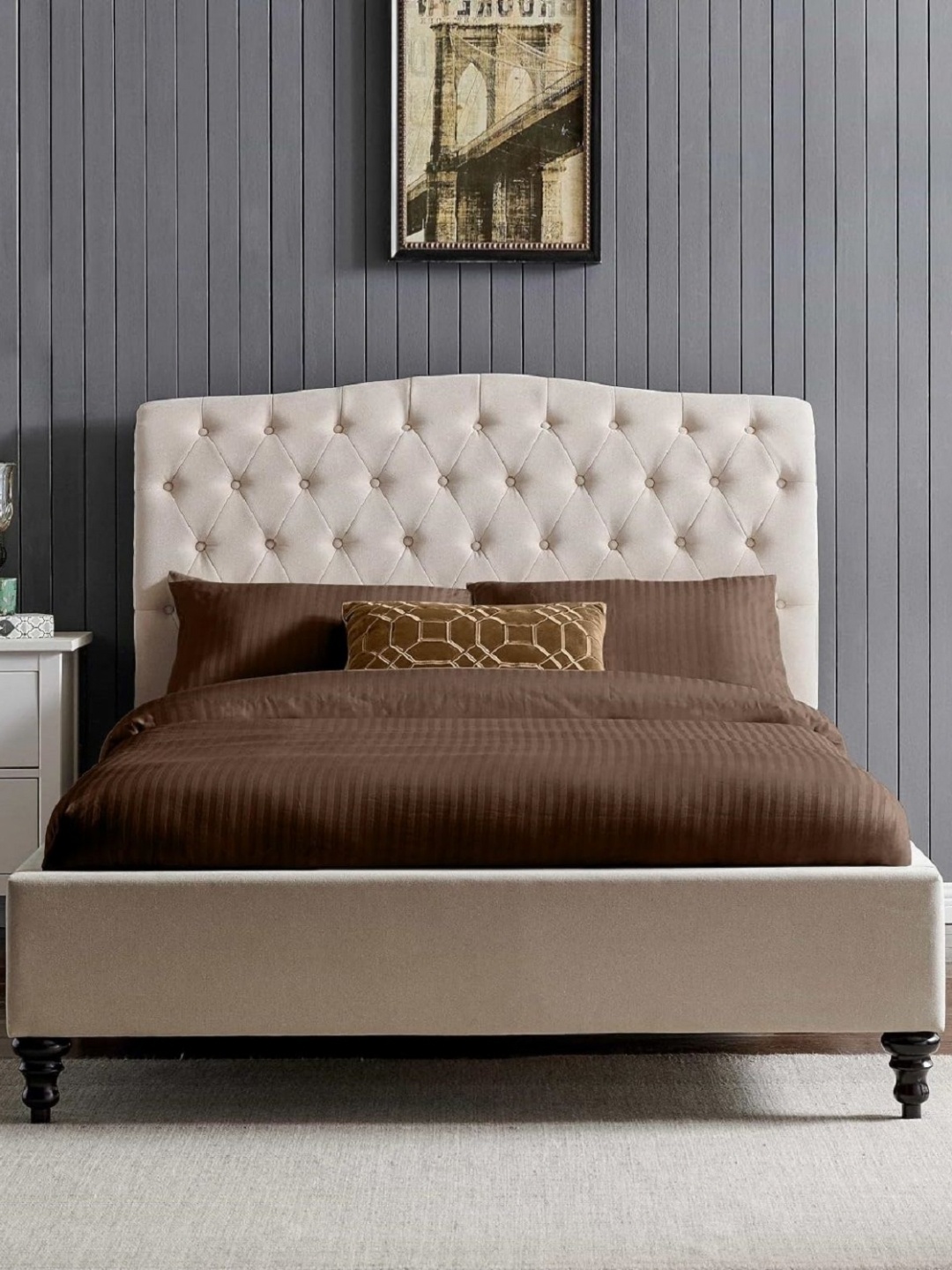 

THE LINEN COMPANY Brown Striped 300 TC King Bedsheet with 2 Pillow Covers