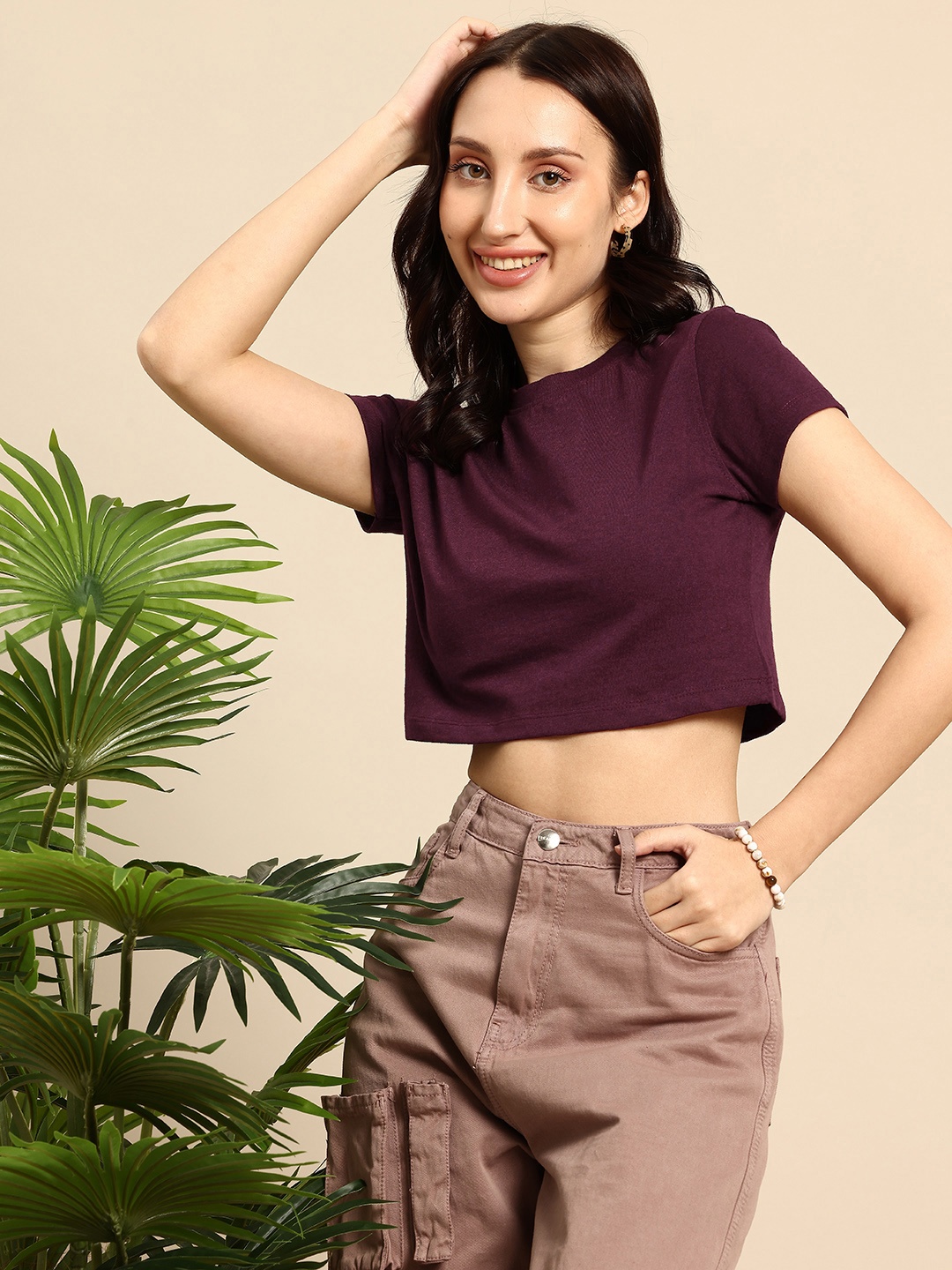 

Mast & Harbour Round Neck Crop T-shirt, Burgundy