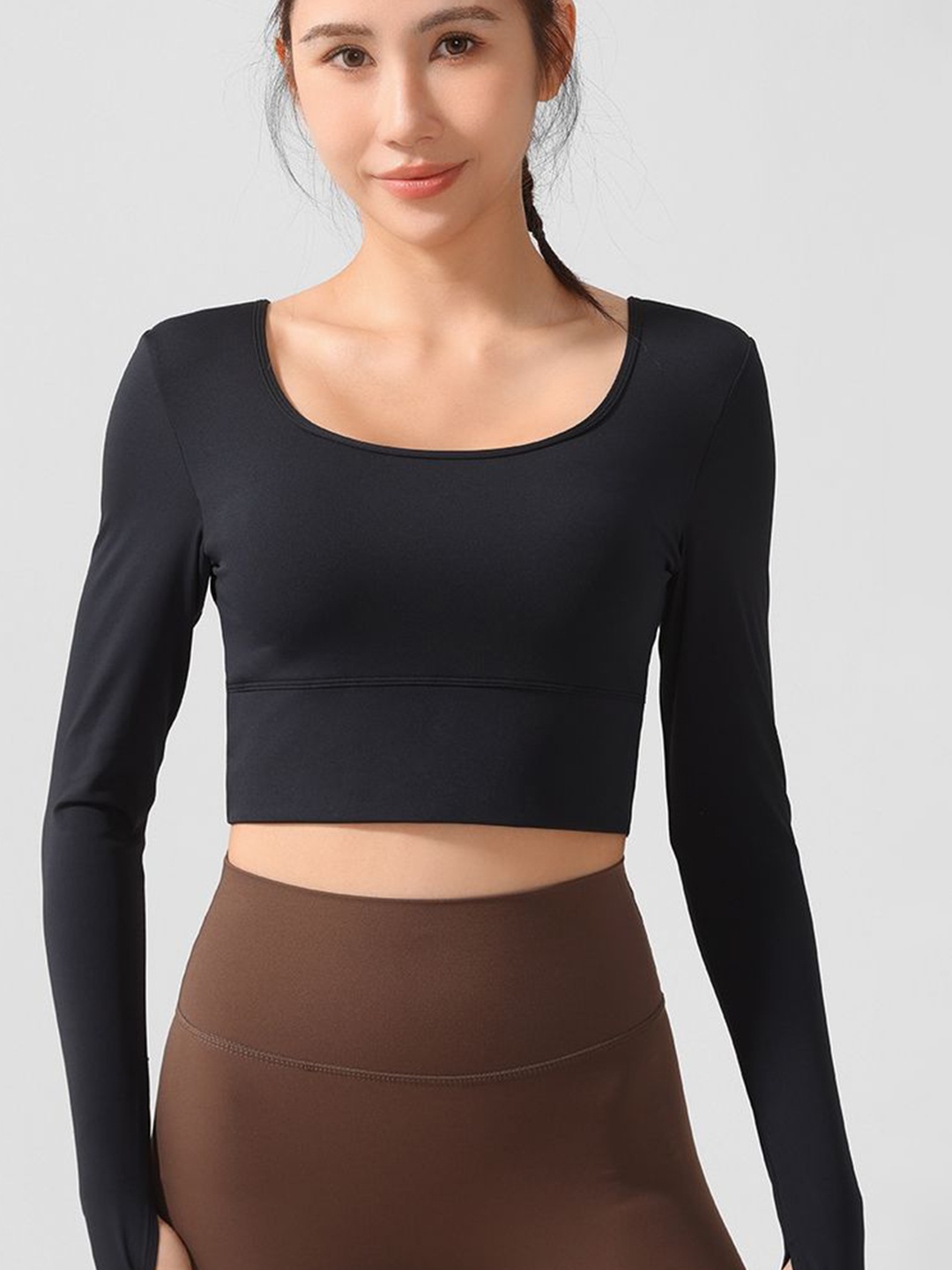 

LULU & SKY Women Round Neck Crop Top, Black