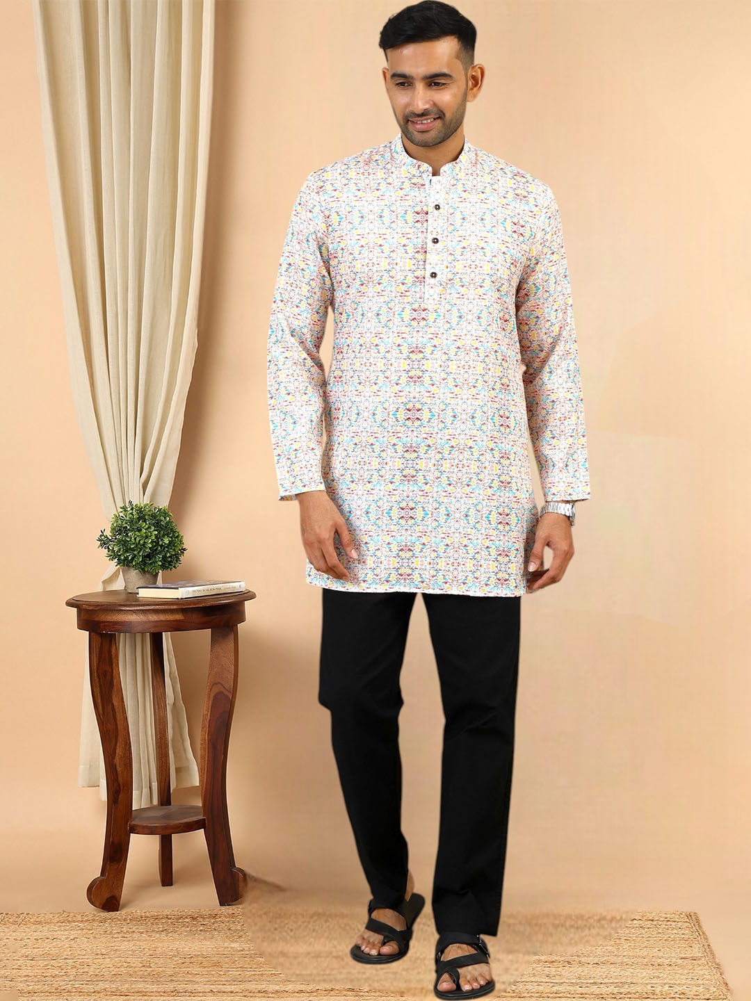 

TATTVA Geometric Printed Mandarin Collar Cotton Straight Short Kurta, White