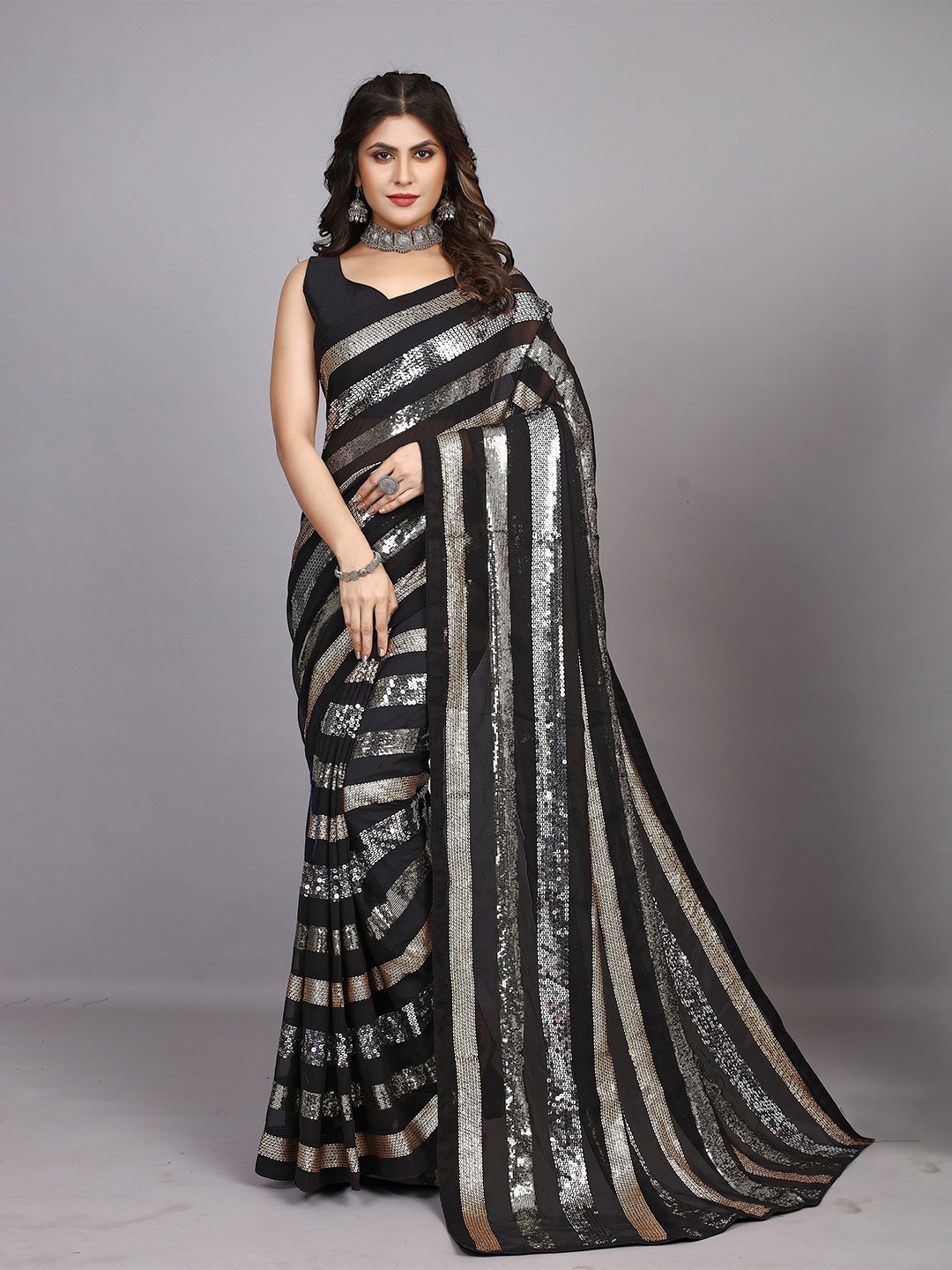 

KSM PRINTS Embellished Sequinned Party Saree, Black