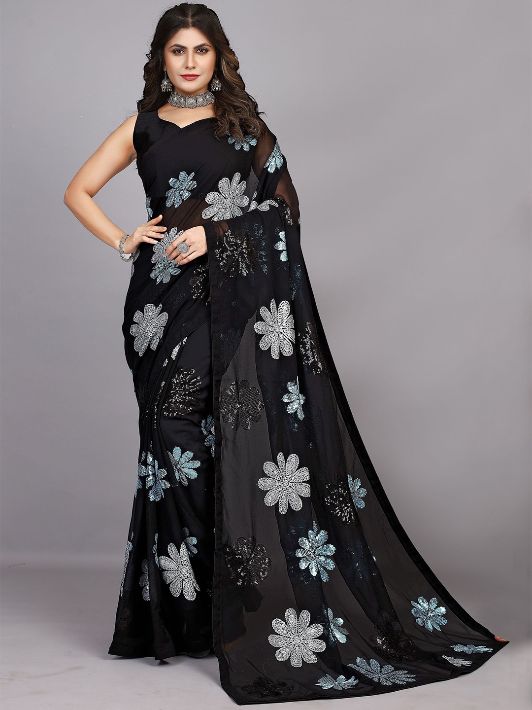 

KSM PRINTS Floral Embellished Sequinned Party Saree, Black
