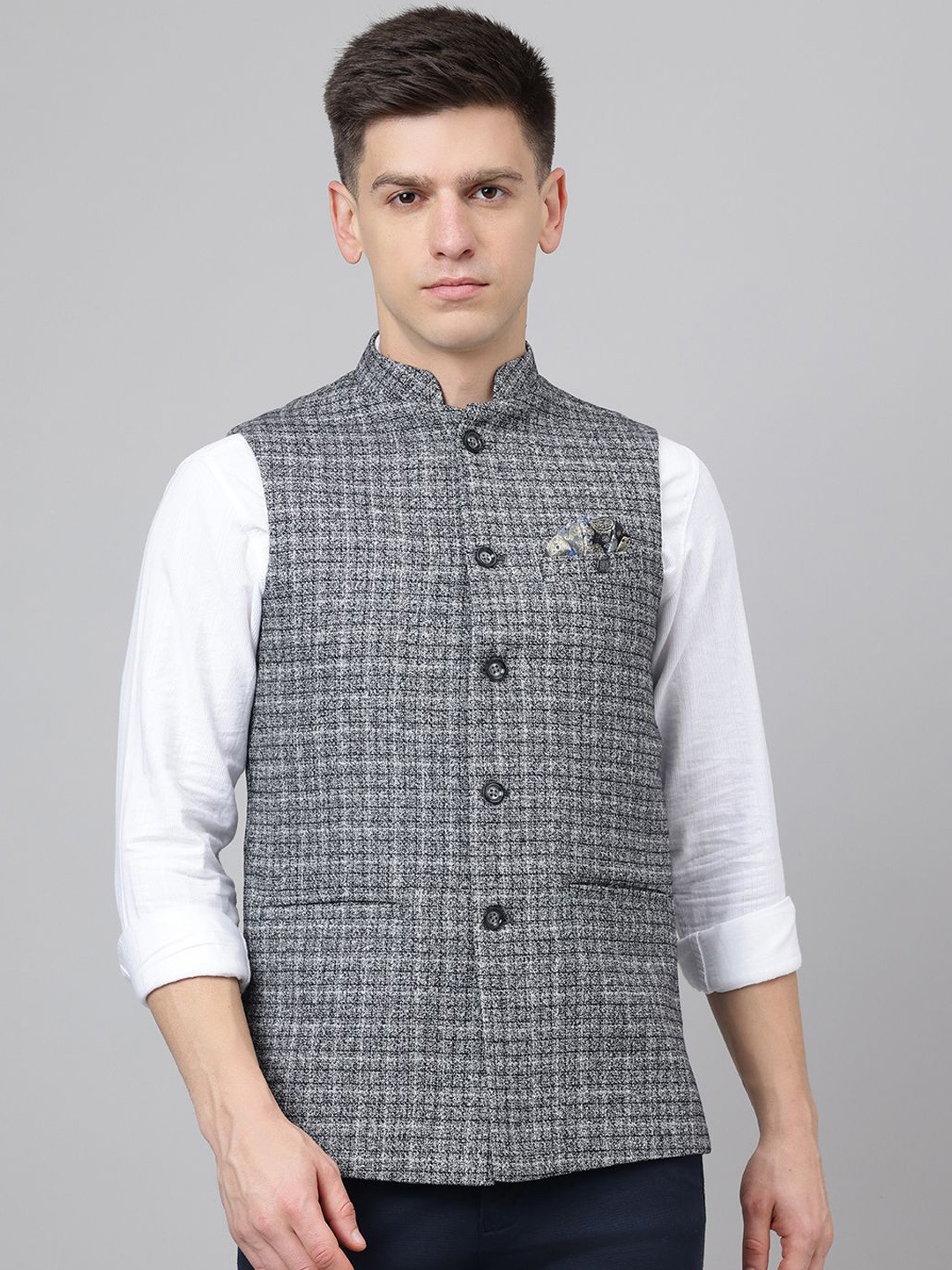 

Richlook Men Checked Woven Nehru Jacket, Grey