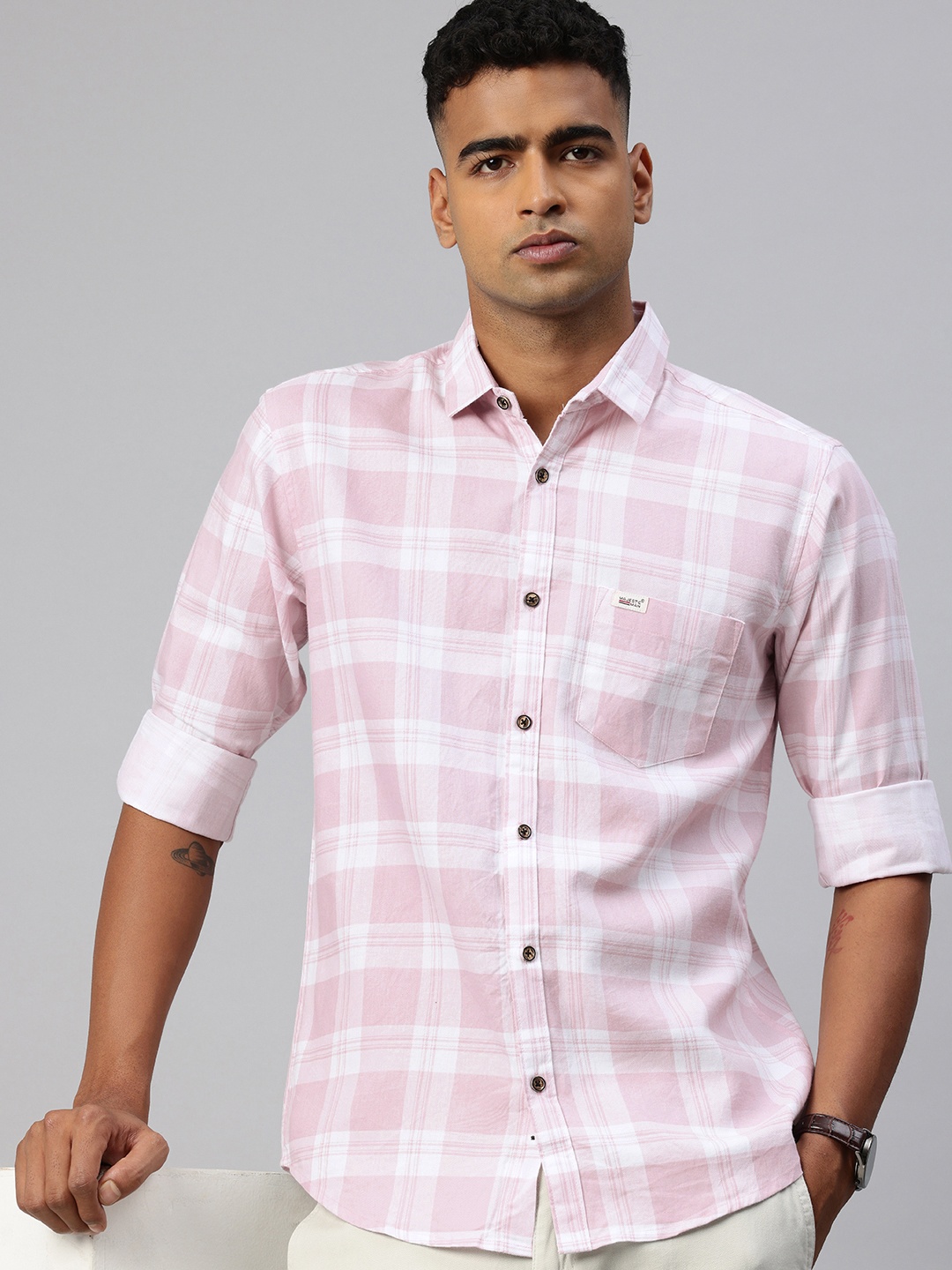 

Majestic Man Opaque Checked Casual Shirt, Pink