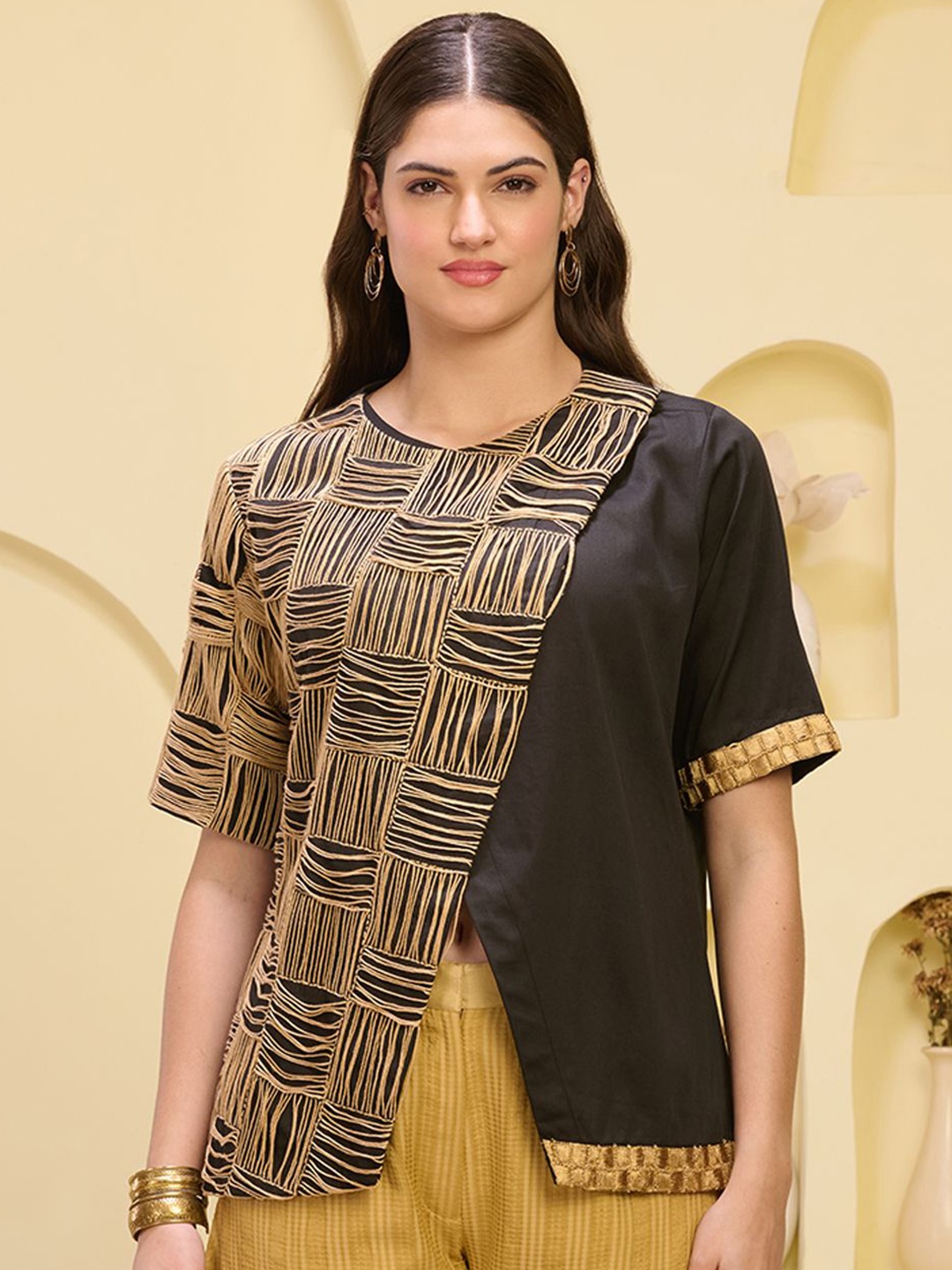 

First Resort by Ramola Bachchan Women Cotton Wrap Top, Black