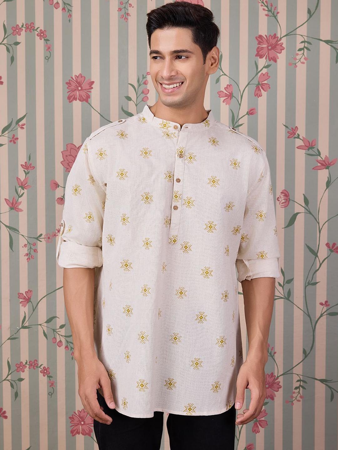 

Ode by House of Pataudi Geometric Butti Printed Roll-Up Sleeves Straight Short Kurta, Off white