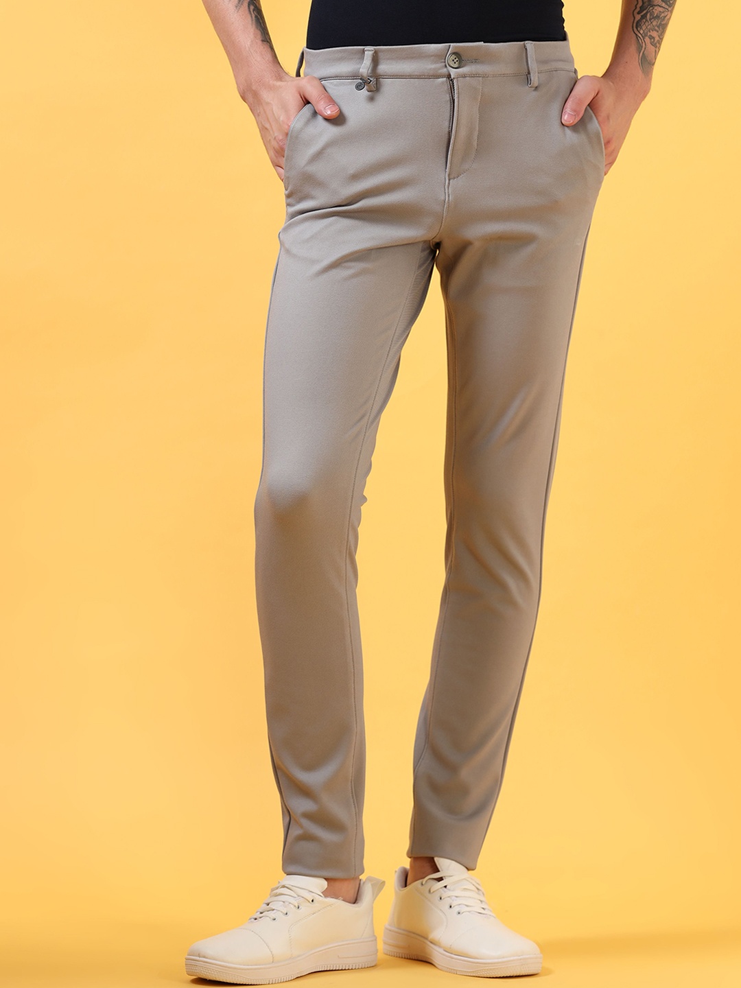 

THINC Men Mid-Rise Slim Fit Chinos Trousers, Grey
