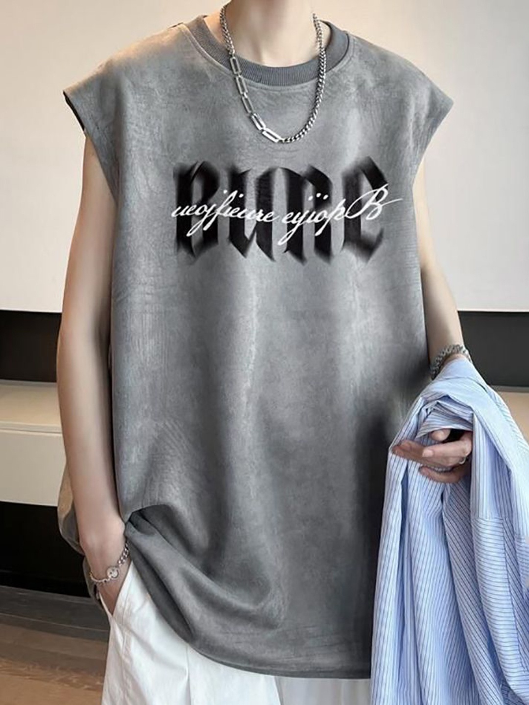 

StyleCast x Revolte Men Typography Printed Round Neck Oversized T-shirt, Grey