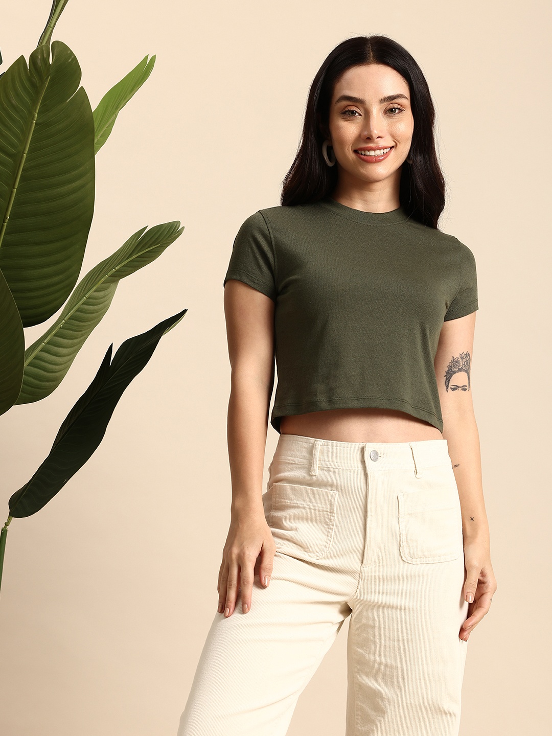 

Mast & Harbour Solid Regular Fit T-shirt, Olive