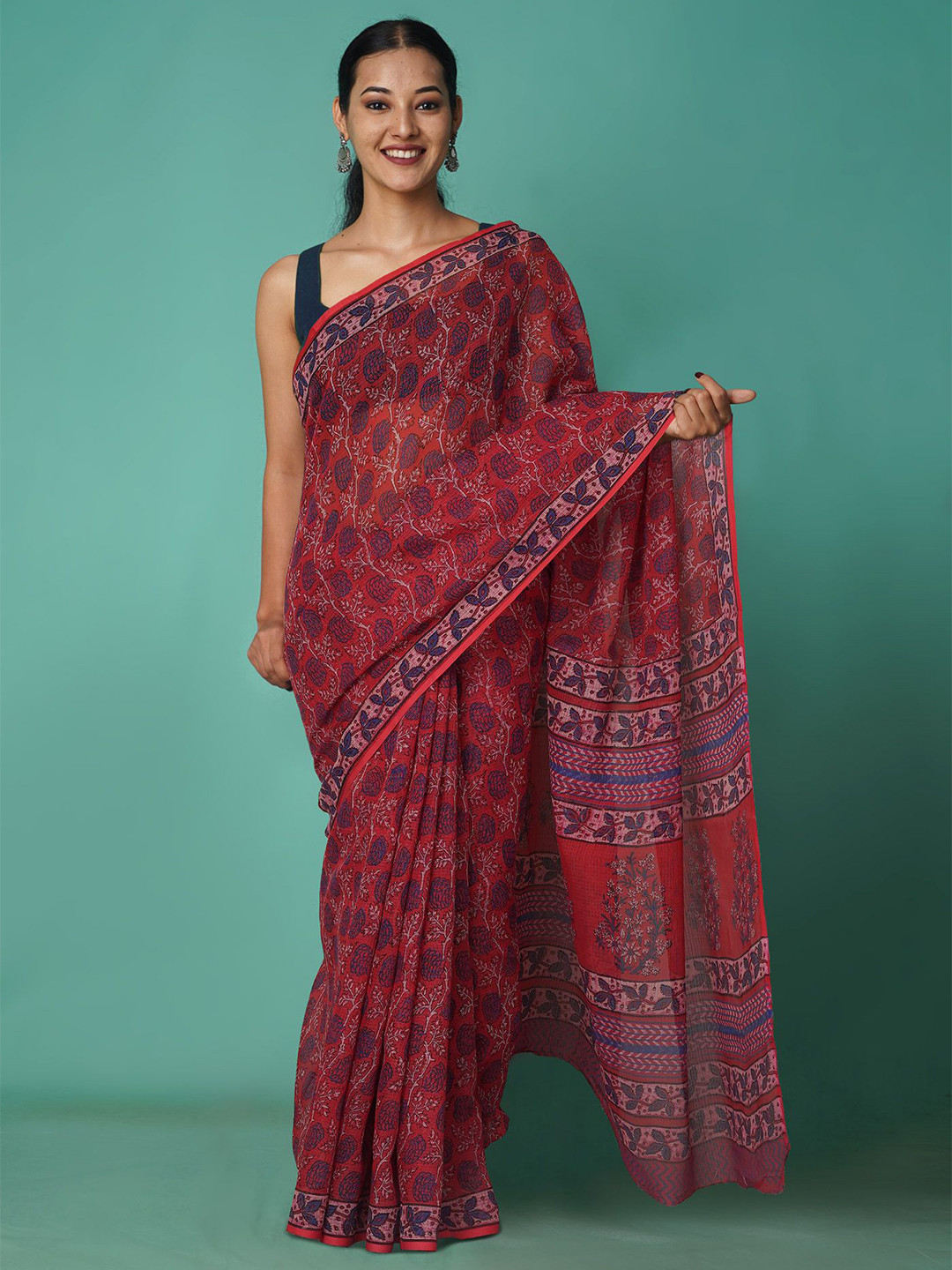 

Unnati Silks Floral Net Handloom Kota Saree, Red
