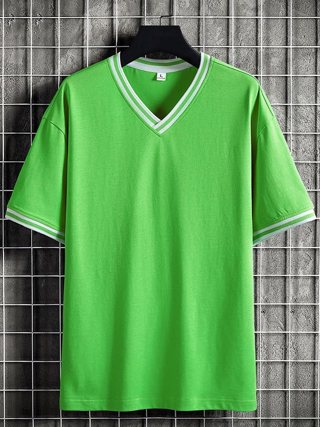 

StyleCast x Revolte Men Solid V-Neck Cotton Relaxed Fit T-shirt, Green