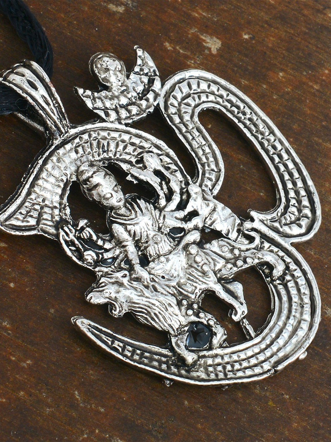 

MEMOIR Unisex Silver-Plated OM With Sherwali Mata Pendant With Thread